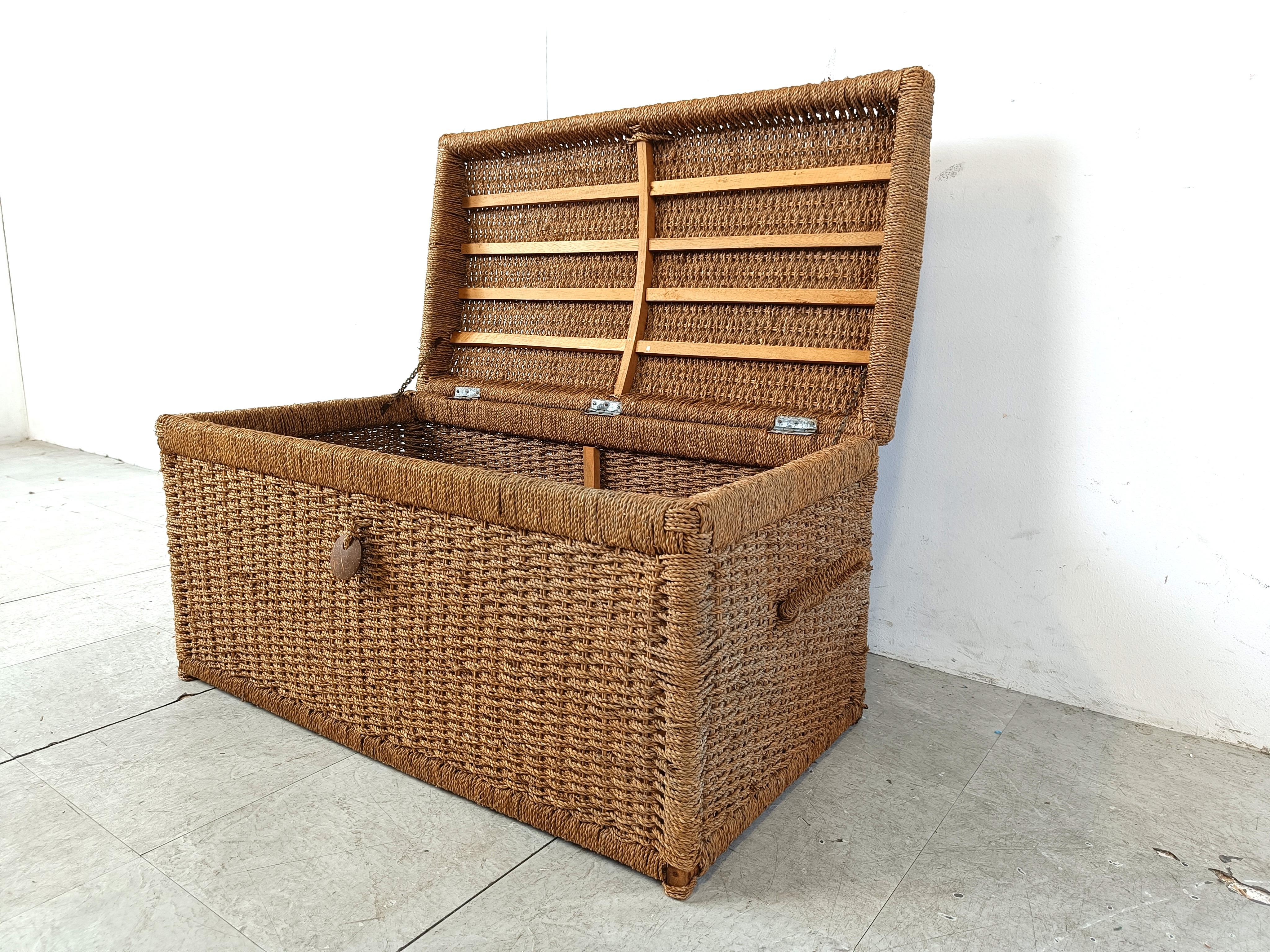 Vintage papercord chest, 1970s For Sale 4