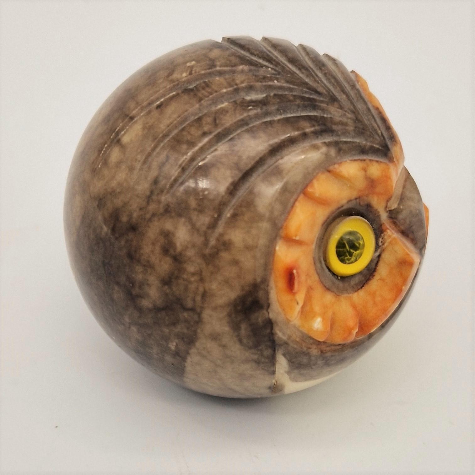 Mid-Century Modern Vintage Paperweight owl made of alabaster. Italy 1960 - 1970 For Sale