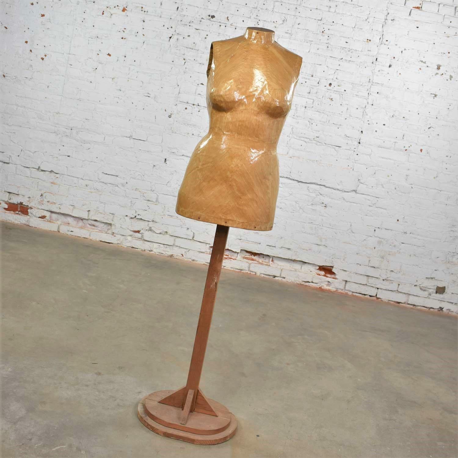 mannequin stand