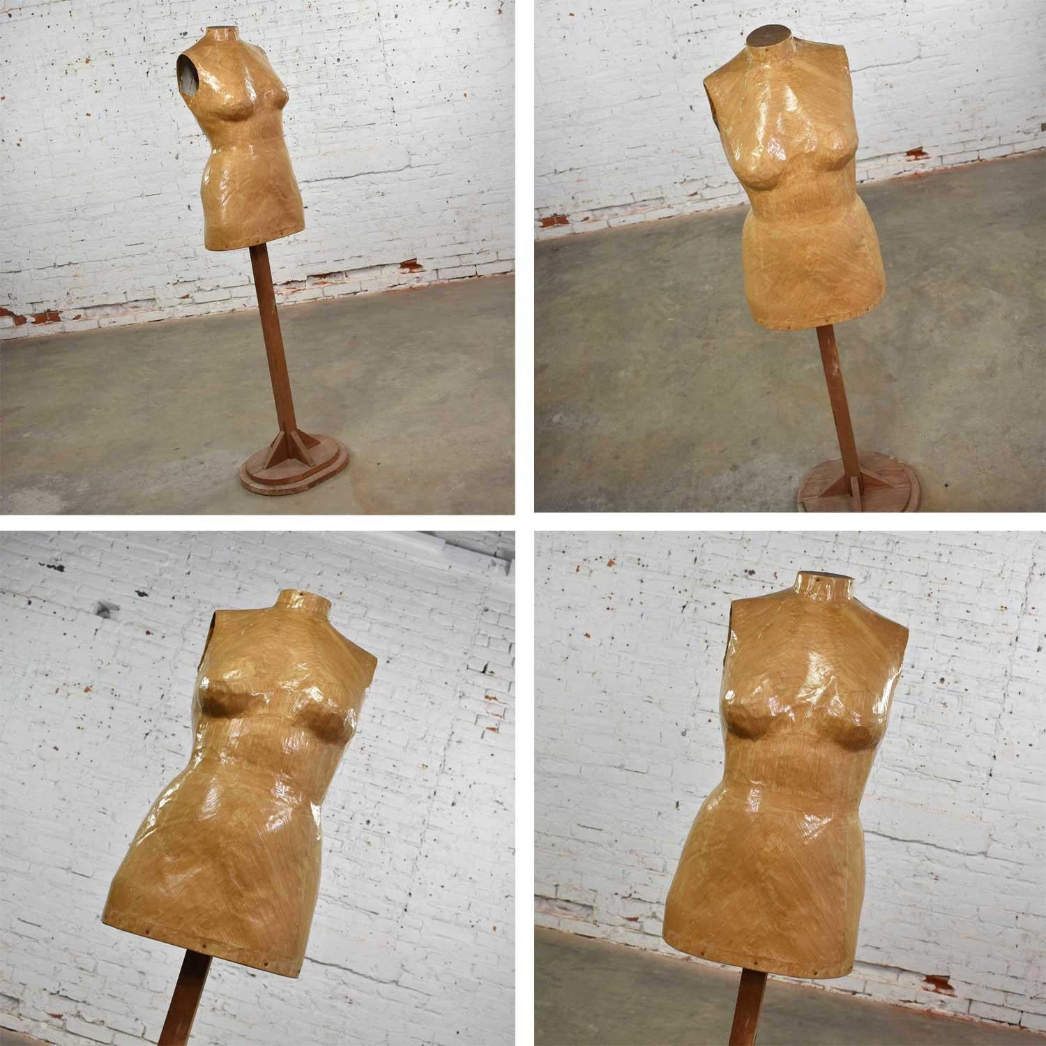 Vintage Papier-Mâché Female Dress Form Mannequin on Pine Wood Stand In Good Condition In Topeka, KS
