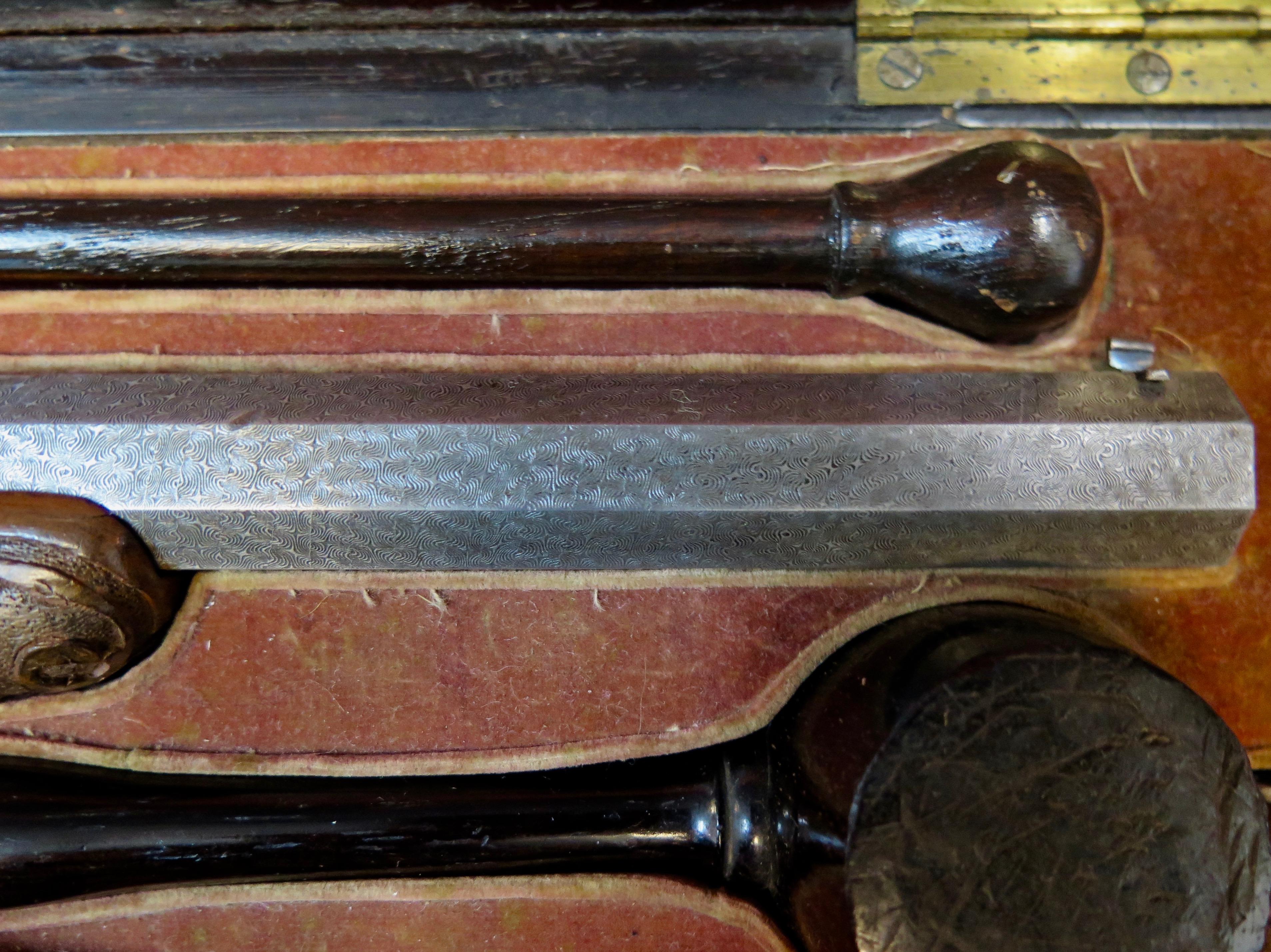 Vintage Parisian Dueling Pistols In Good Condition For Sale In Bronx, NY