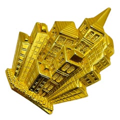 Broche vintage PARK LANE signée de style immeubles urbains de couleur or