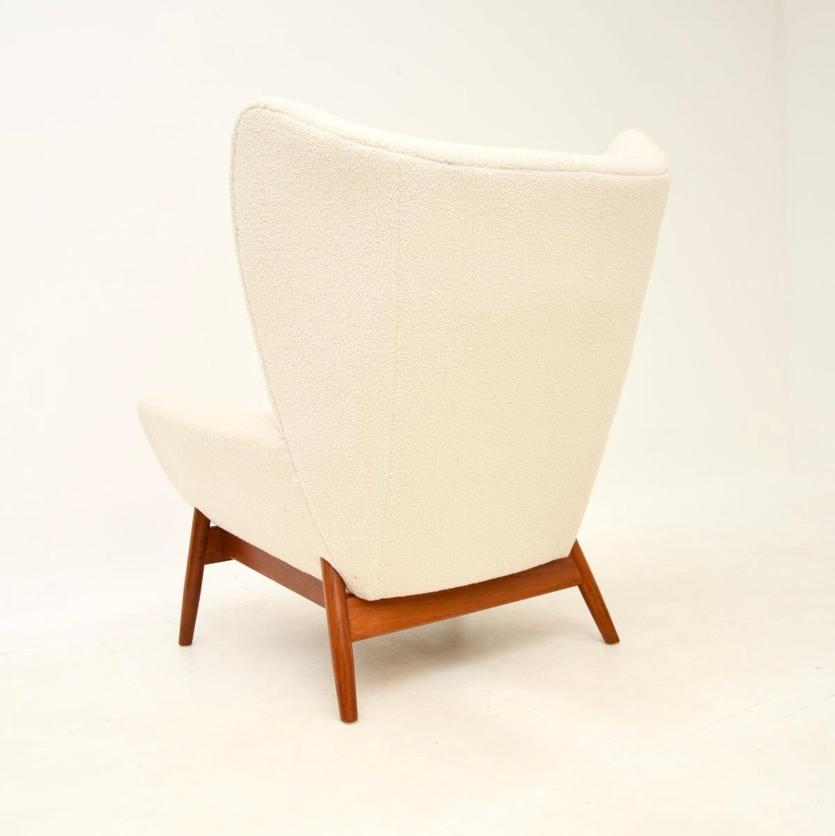 Mid-20th Century Vintage Parker Knoll ‘Merrywood’ Armchair