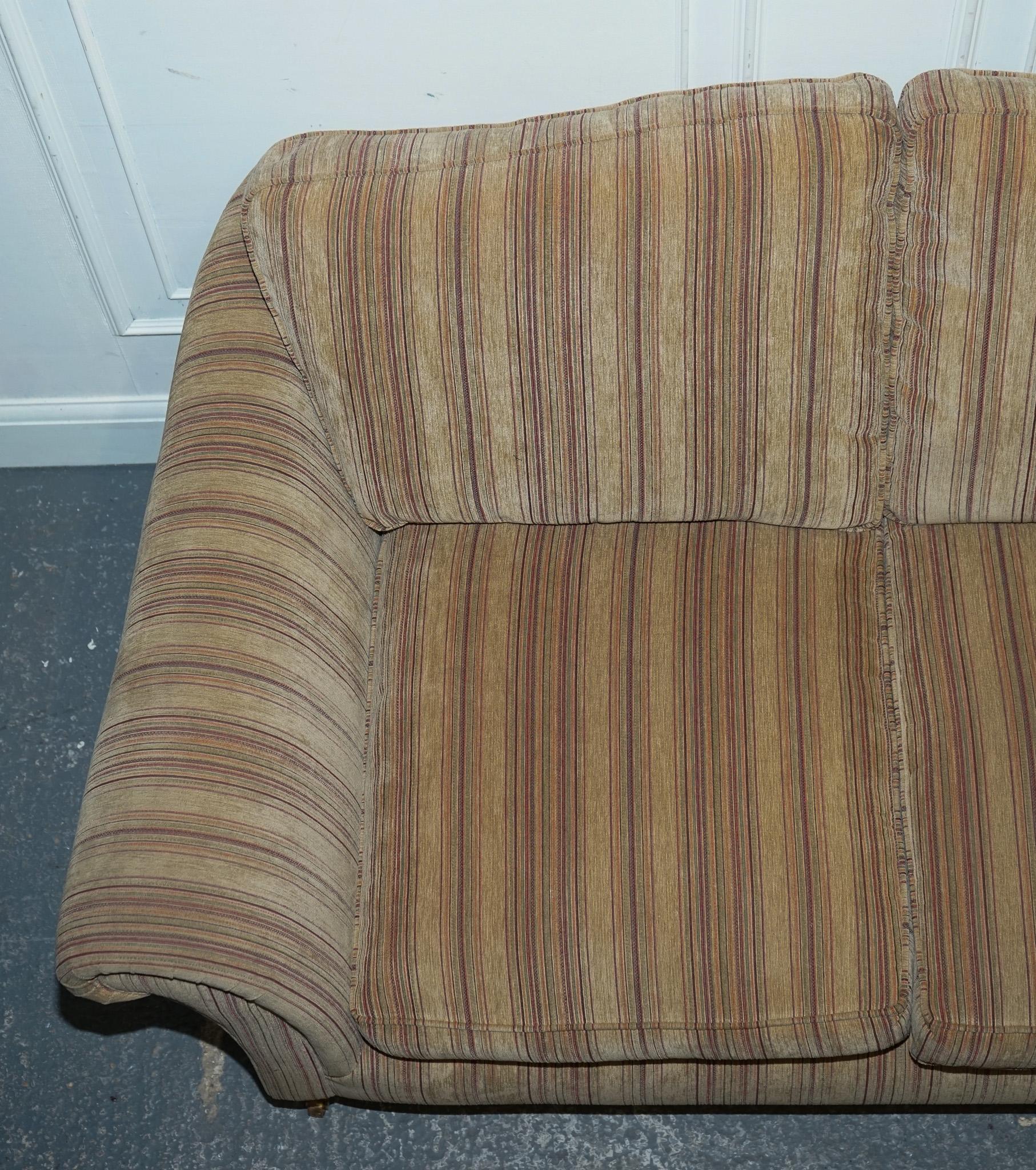 VINTAGE PARKER KNOLL WESTBURY 2 SITZER FABRIC SOFA MIT GUSSFÜSSEN im Angebot 2