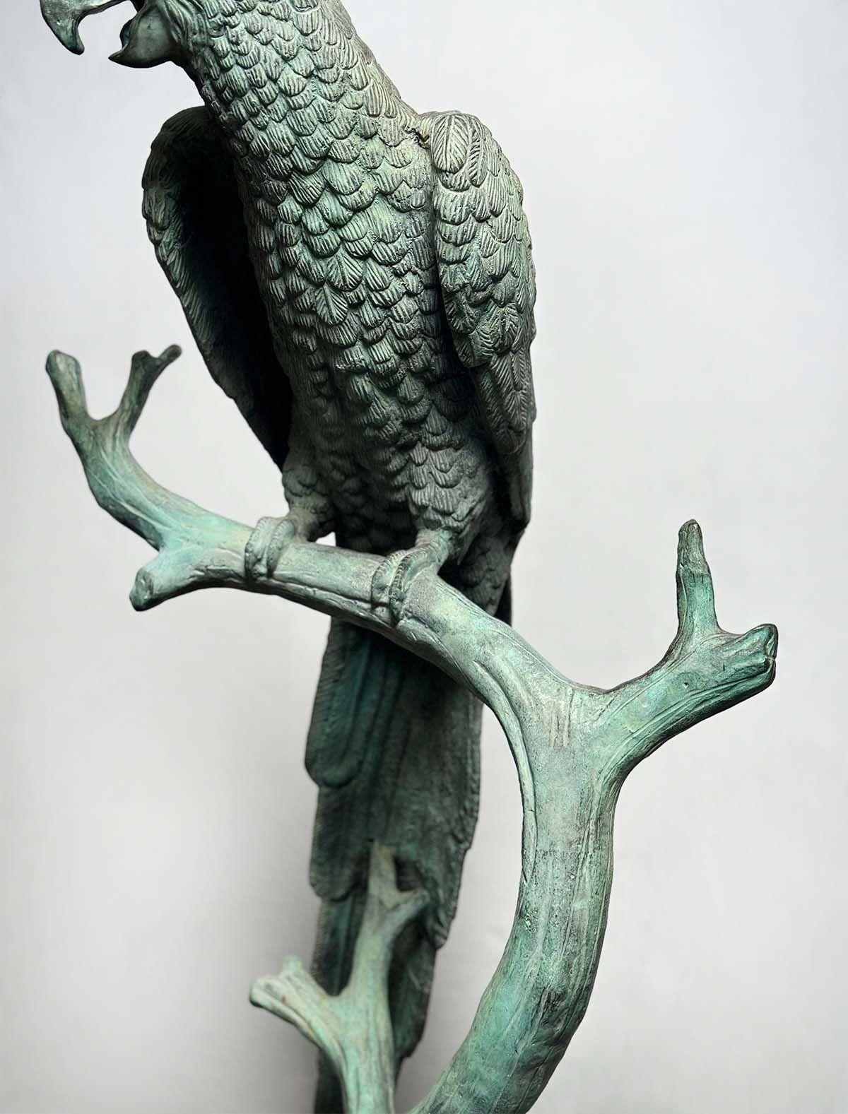 Vintage Parrot Bronze Sculpture w/ Green Patina After J. Moigniez In Good Condition For Sale In Los Angeles, CA