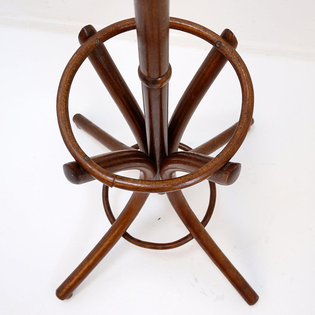 Appendiabiti vintage a pappagallo in legno di bengala - stile Thonet - inizio XX secolo in vendita 1