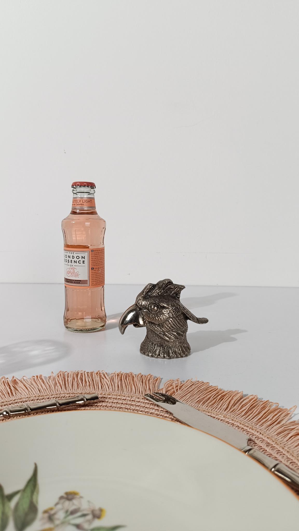 Mid-Century Modern Décapsuleur tête de perroquet vintage style Gucci, A Silver, 70s en vente