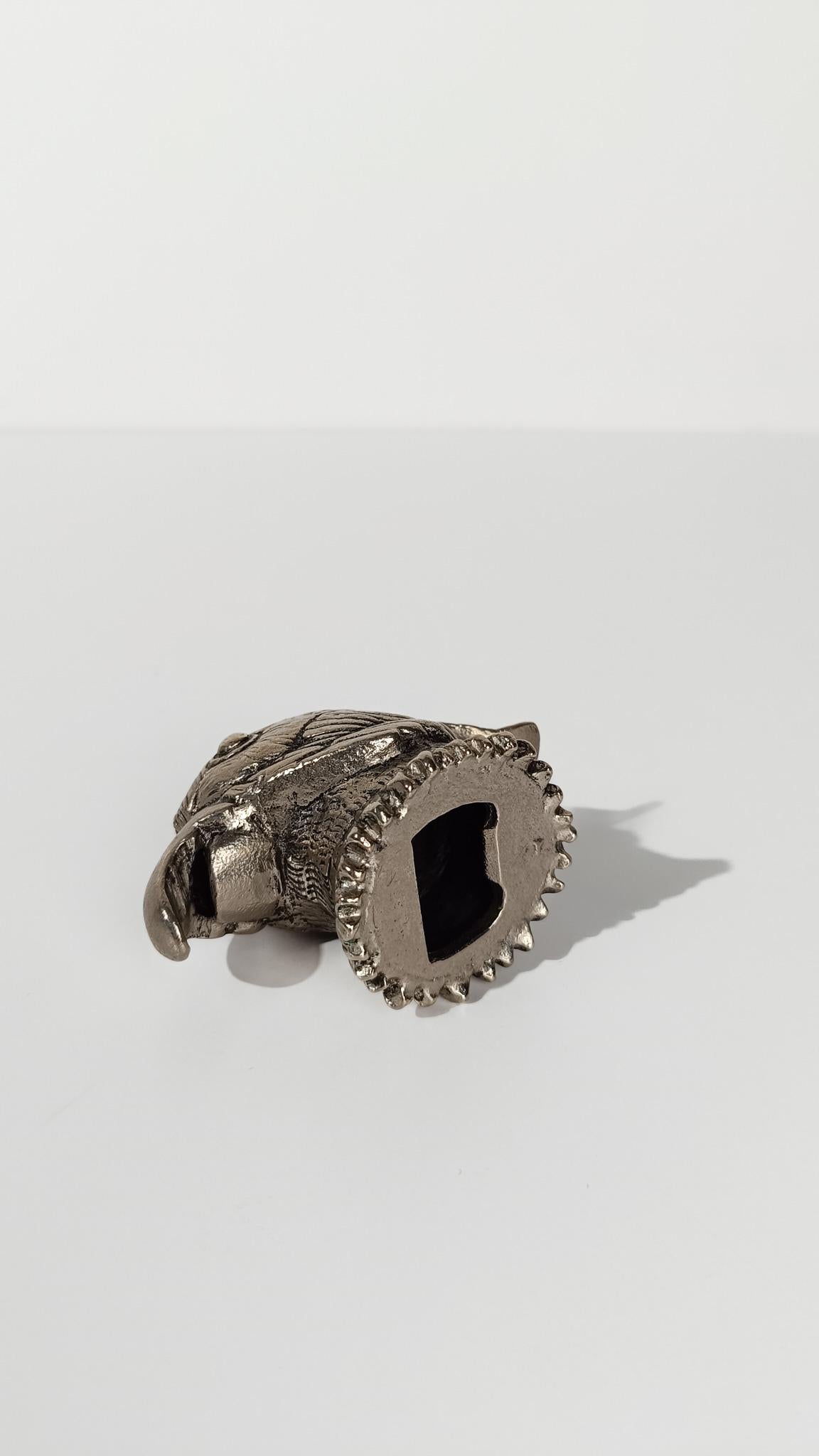 20ième siècle Décapsuleur tête de perroquet vintage style Gucci, A Silver, 70s en vente