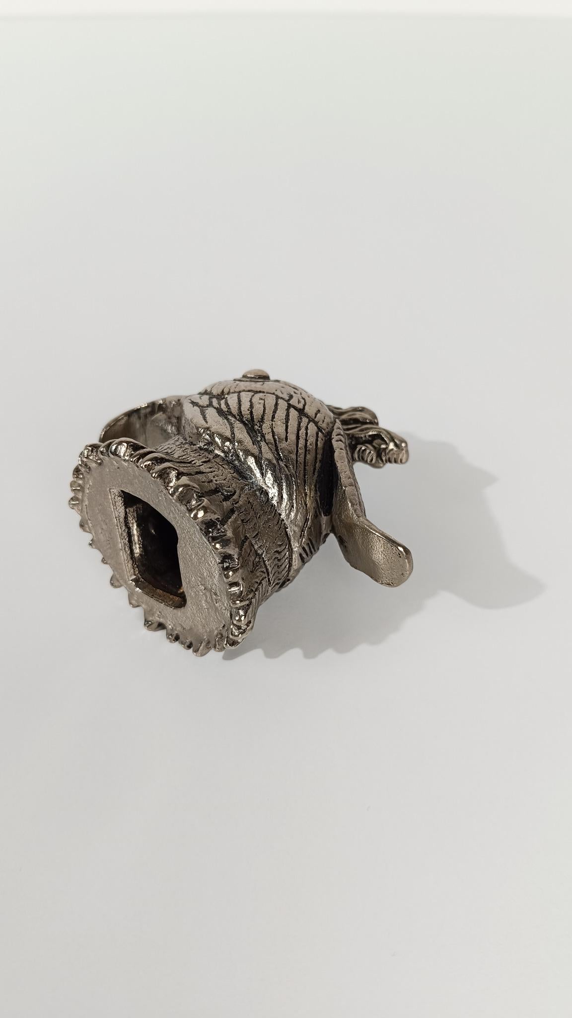 Métal Décapsuleur tête de perroquet vintage style Gucci, A Silver, 70s en vente