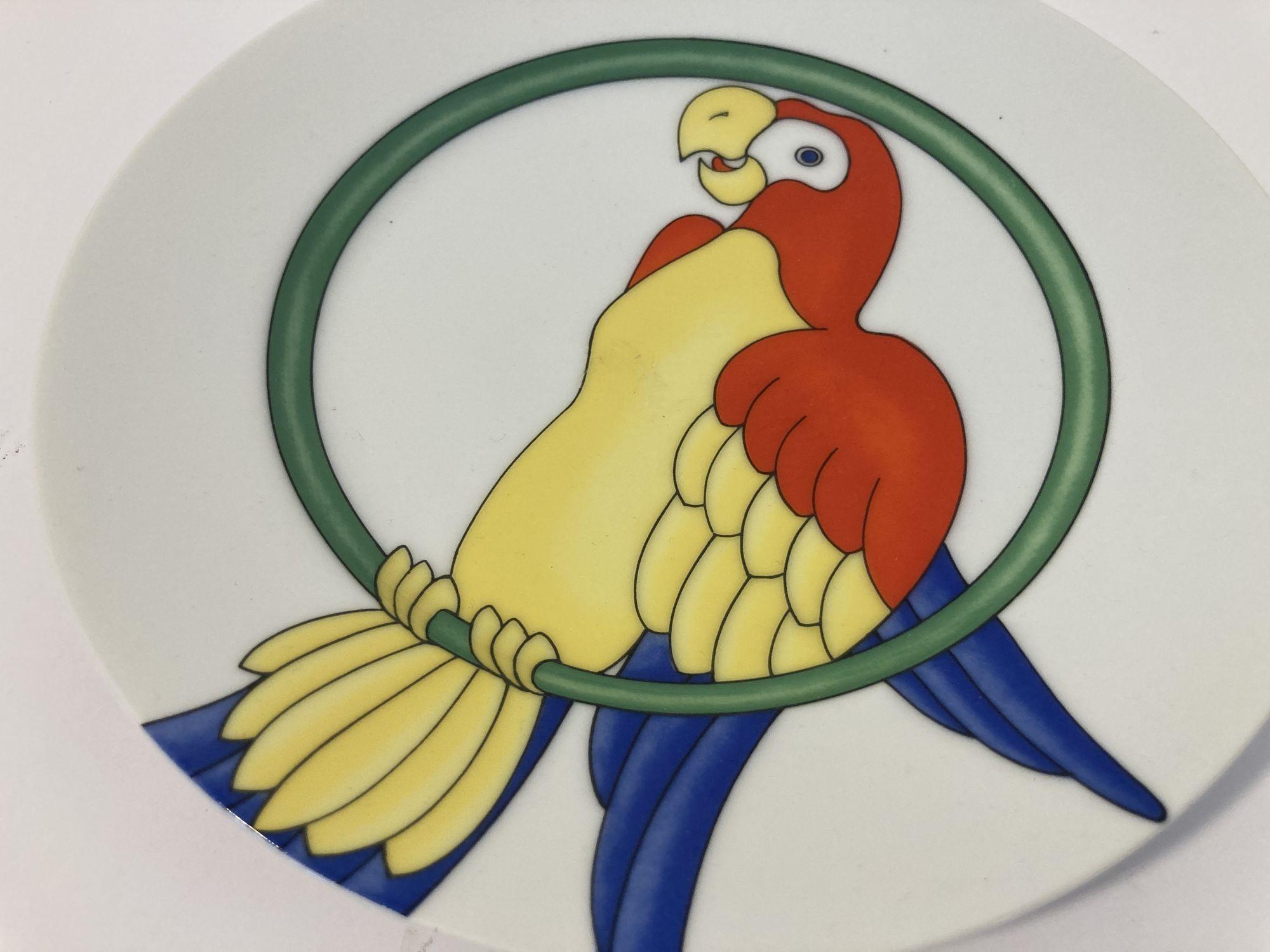 Porcelain Vintage Parrots Decorative Plates by Fitz and Floyd Set of 4 For Sale