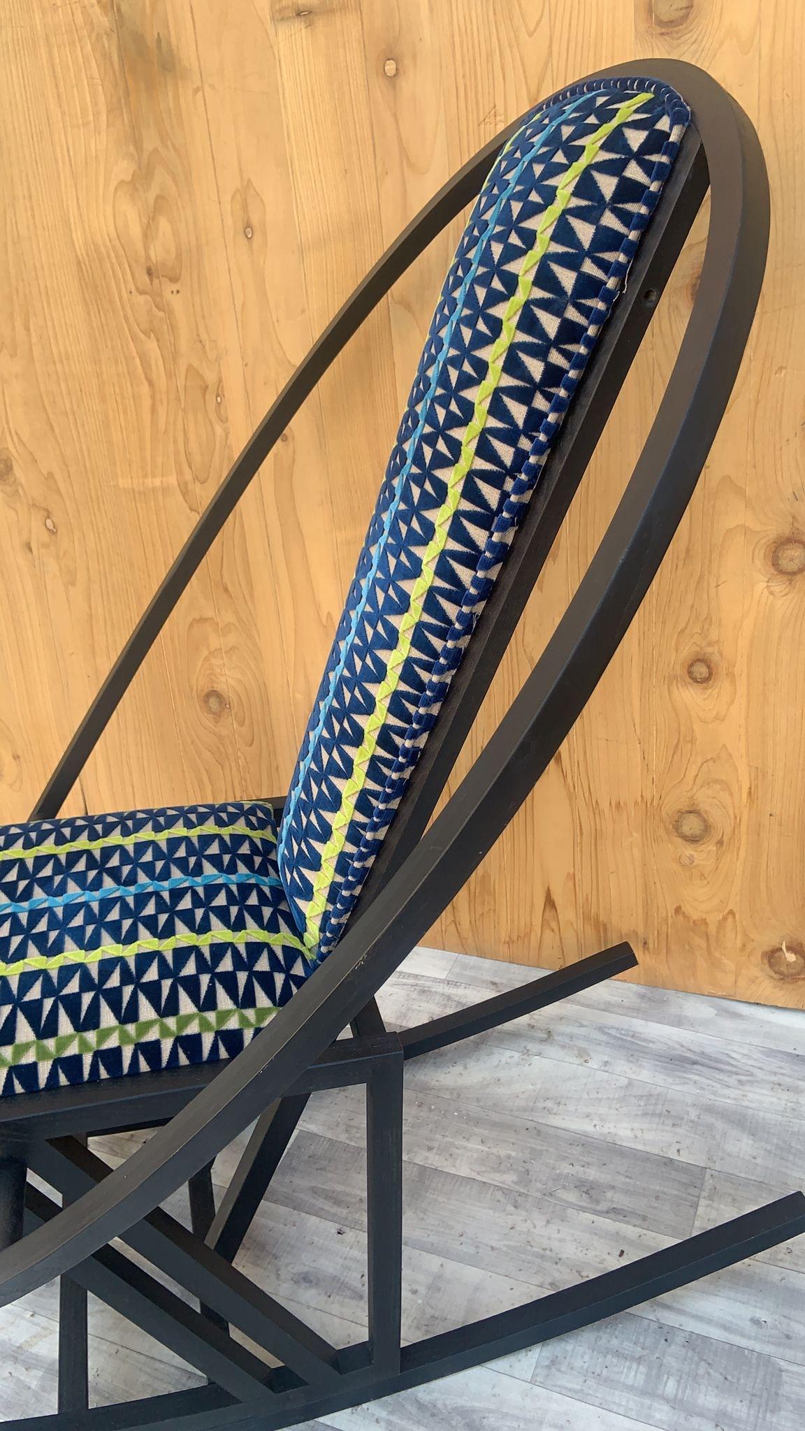 Tissu Fauteuil à bascule vintage Pascal Mourgue nouvellement recouvert de tissu Knoll en vente