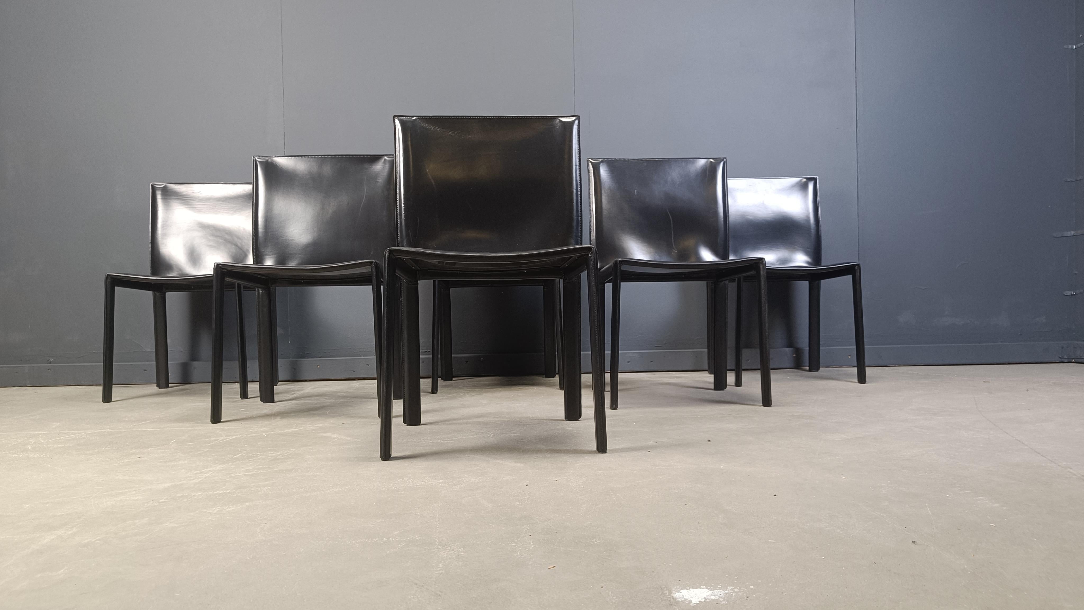 Vintage Pasqualine leather dining chairs by Enrico Pellizzoni, 1980s - set of 6 In Good Condition In Leuven, Vlaams Gewest