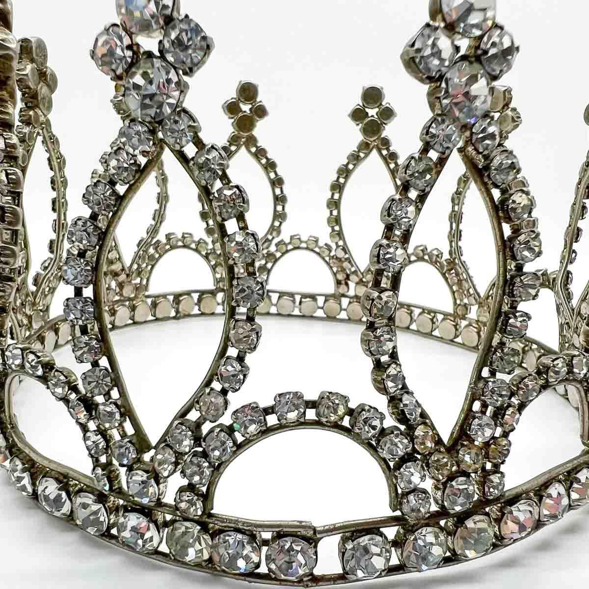 Vintage Paste & Velvet Crown 1950s For Sale 2