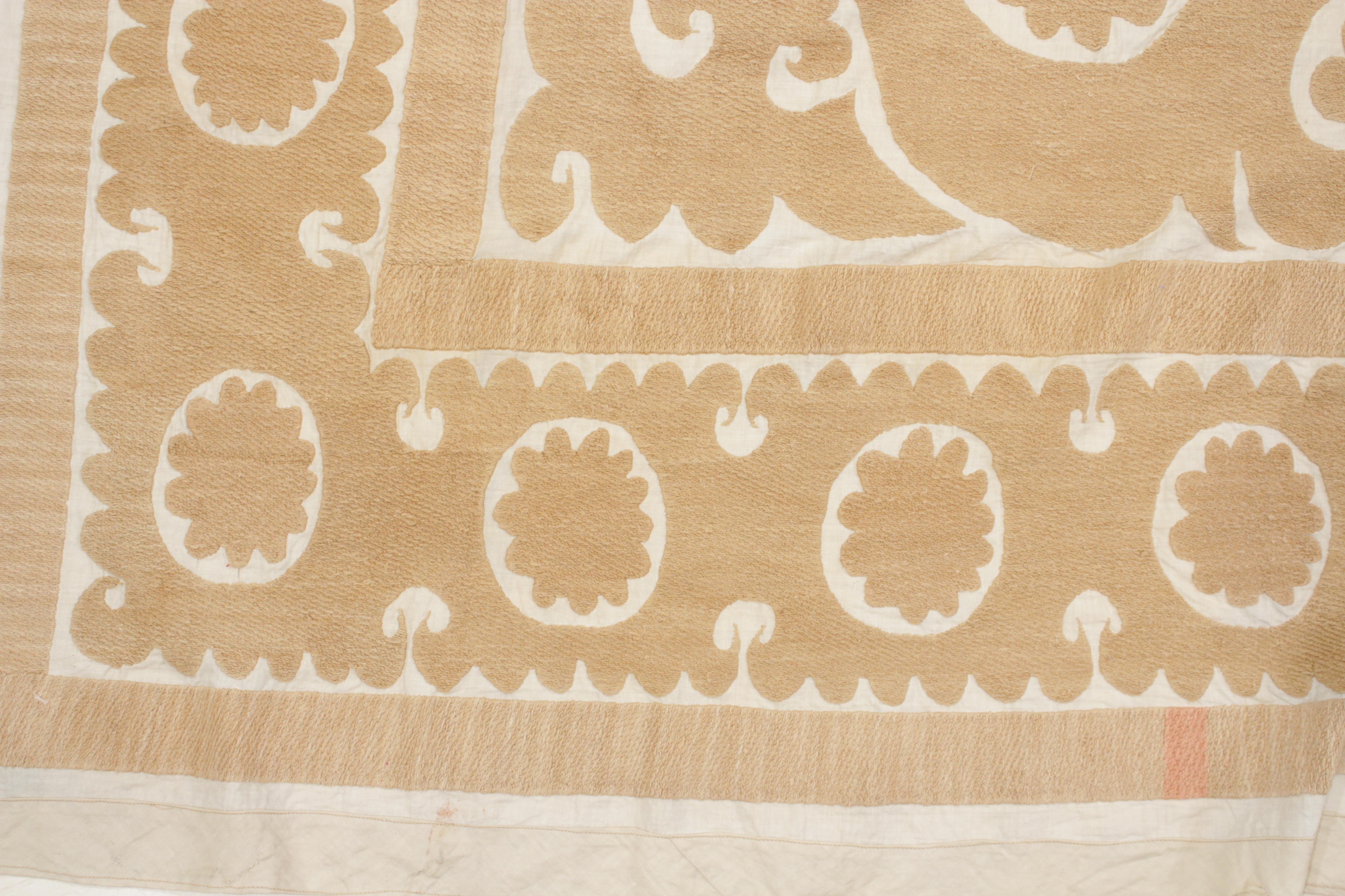Uzbek Vintage Pastel Coloured Central Asian Suzani Embroidery For Sale