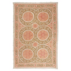 broderie Suzani Asie centrale vintage de couleur pastel 