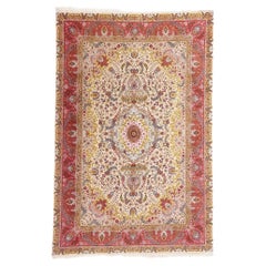 Tapis vintage persan Tabriz en laine et soie fine pastel