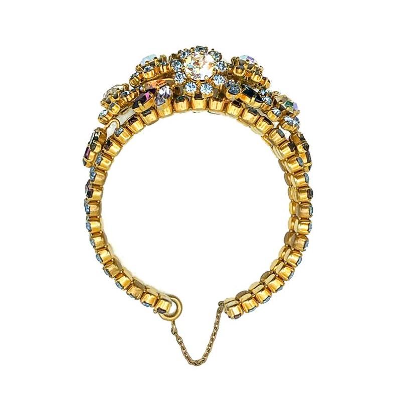 Bracelet manchette vintage floral en cristal aux tons pastel 1950s Bon état - En vente à Wilmslow, GB