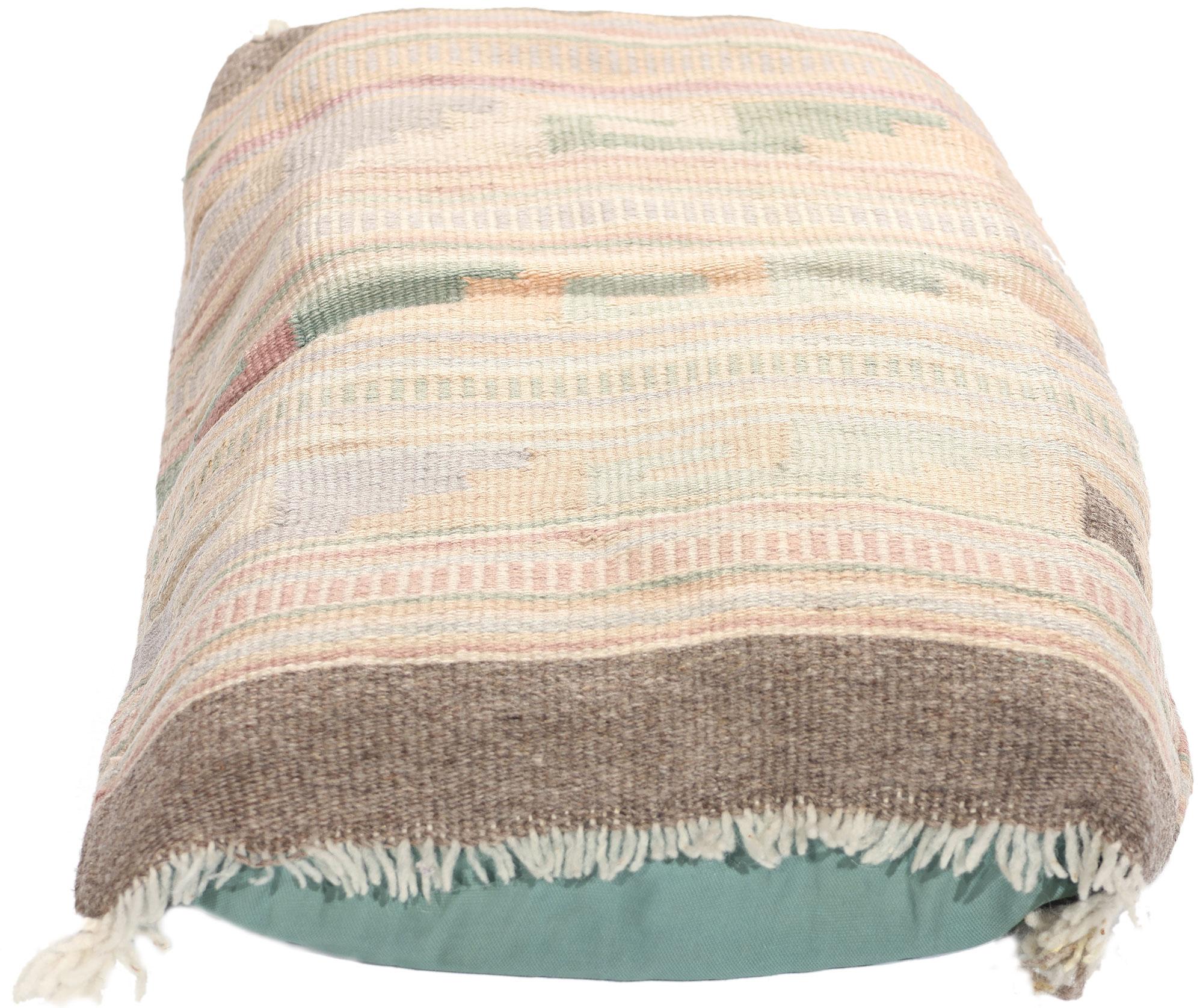Bohème Coussin de tapis Kilim turc pastel, Boho rencontre l'allure tribale en vente