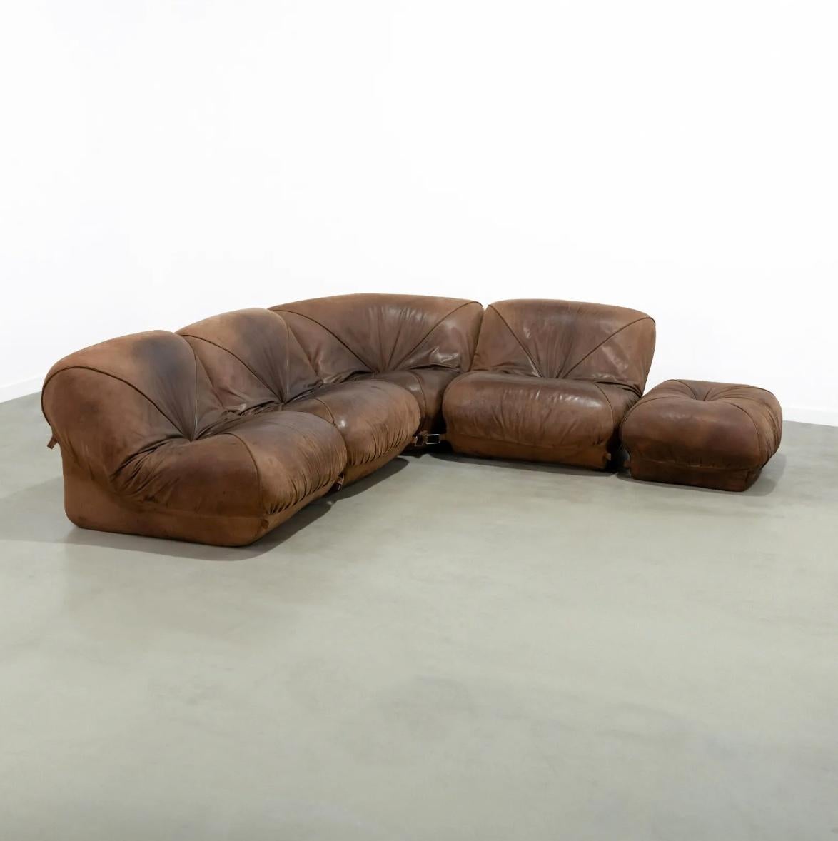 Magnifique et confortable canapé sectionnel 5 pièces 