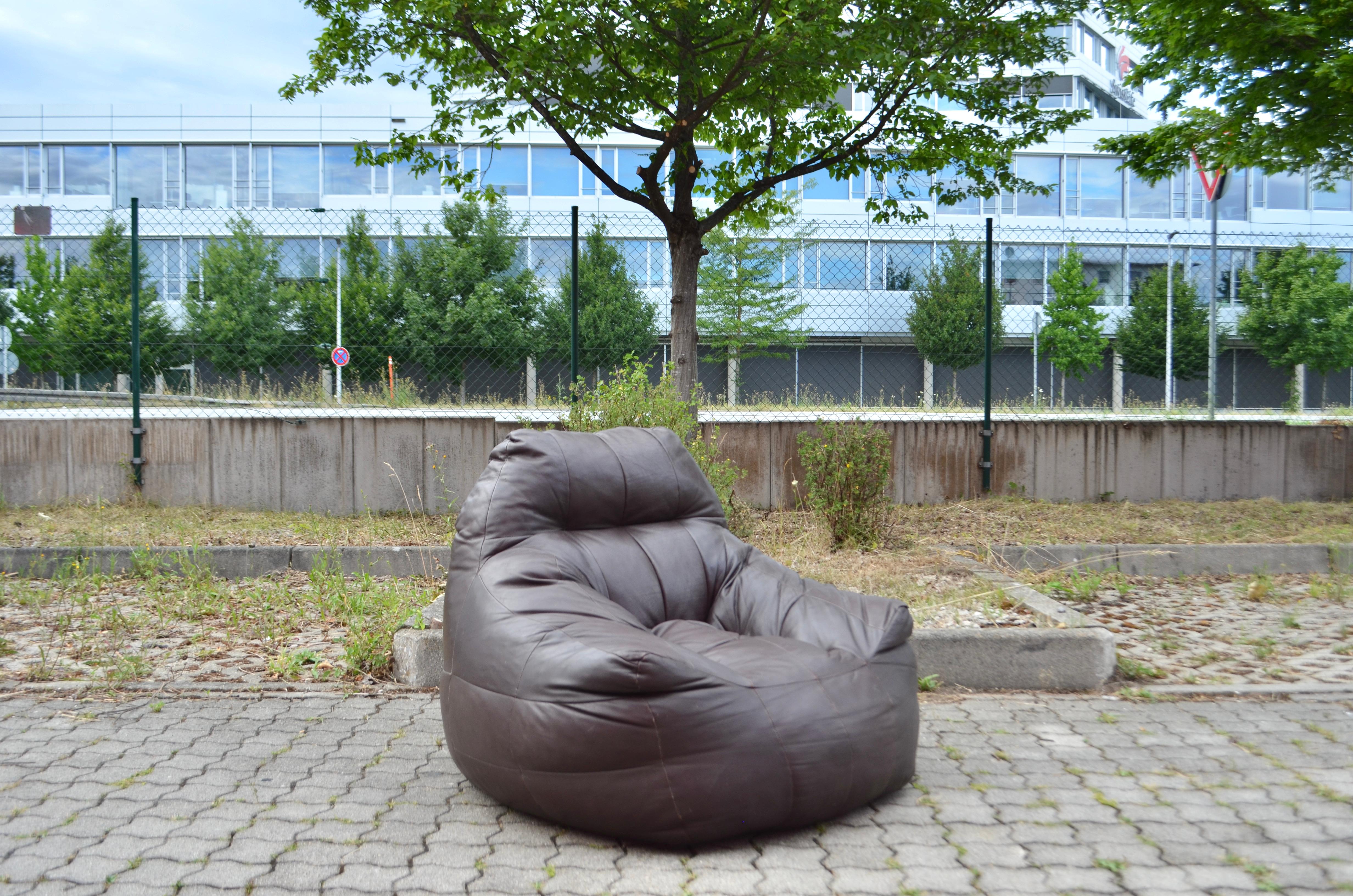 Vintage Patchwork Bean Bag brown Aniline Leather Lounge Chair In Good Condition For Sale In Munich, Bavaria