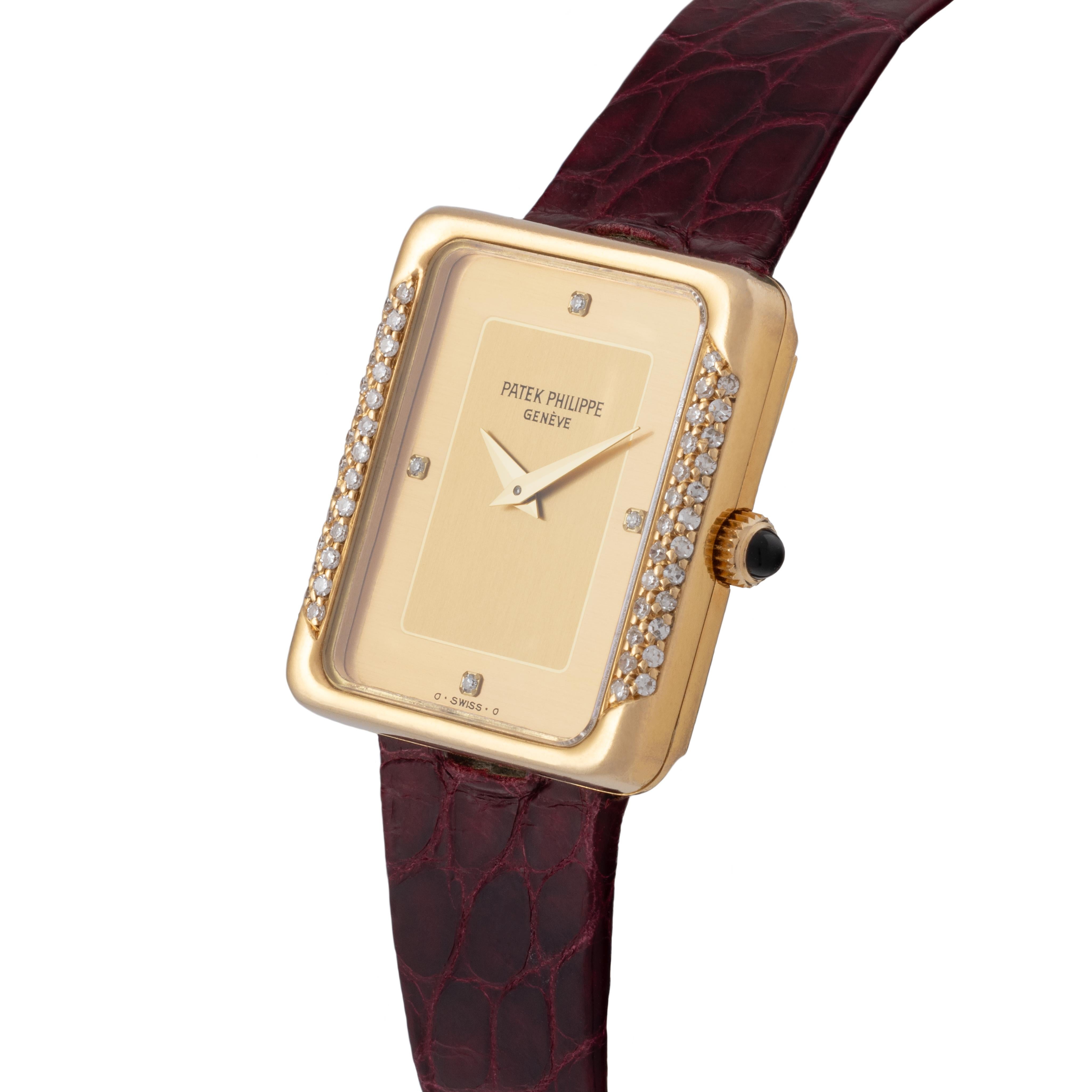 Vintage Patek Philippe 18 Karat Yellow Gold Gondolo Manual Wind In Good Condition In New York, NY