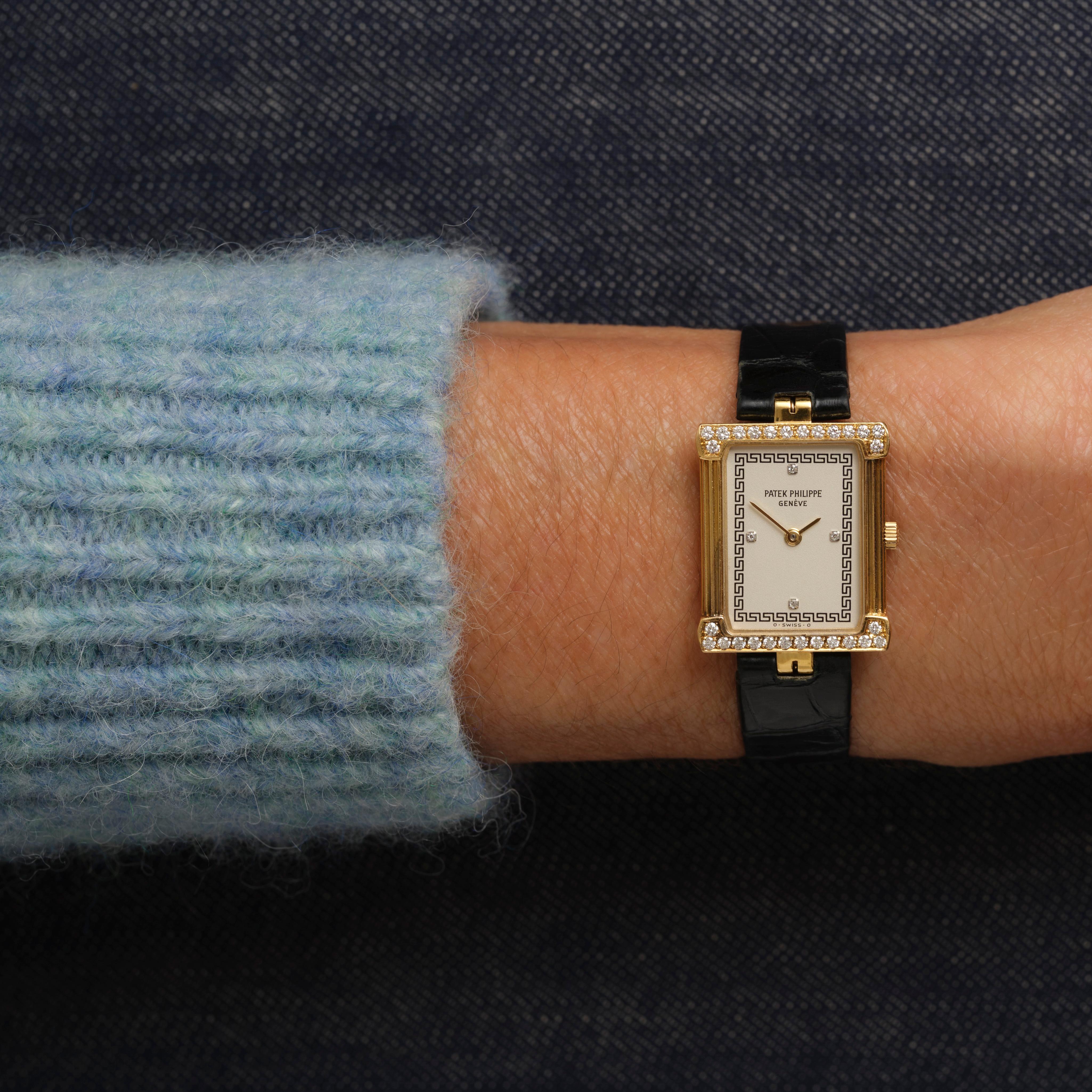 Patek Philippe d'epoca in oro giallo 18 carati Les Grecques Model 4732J in vendita 3