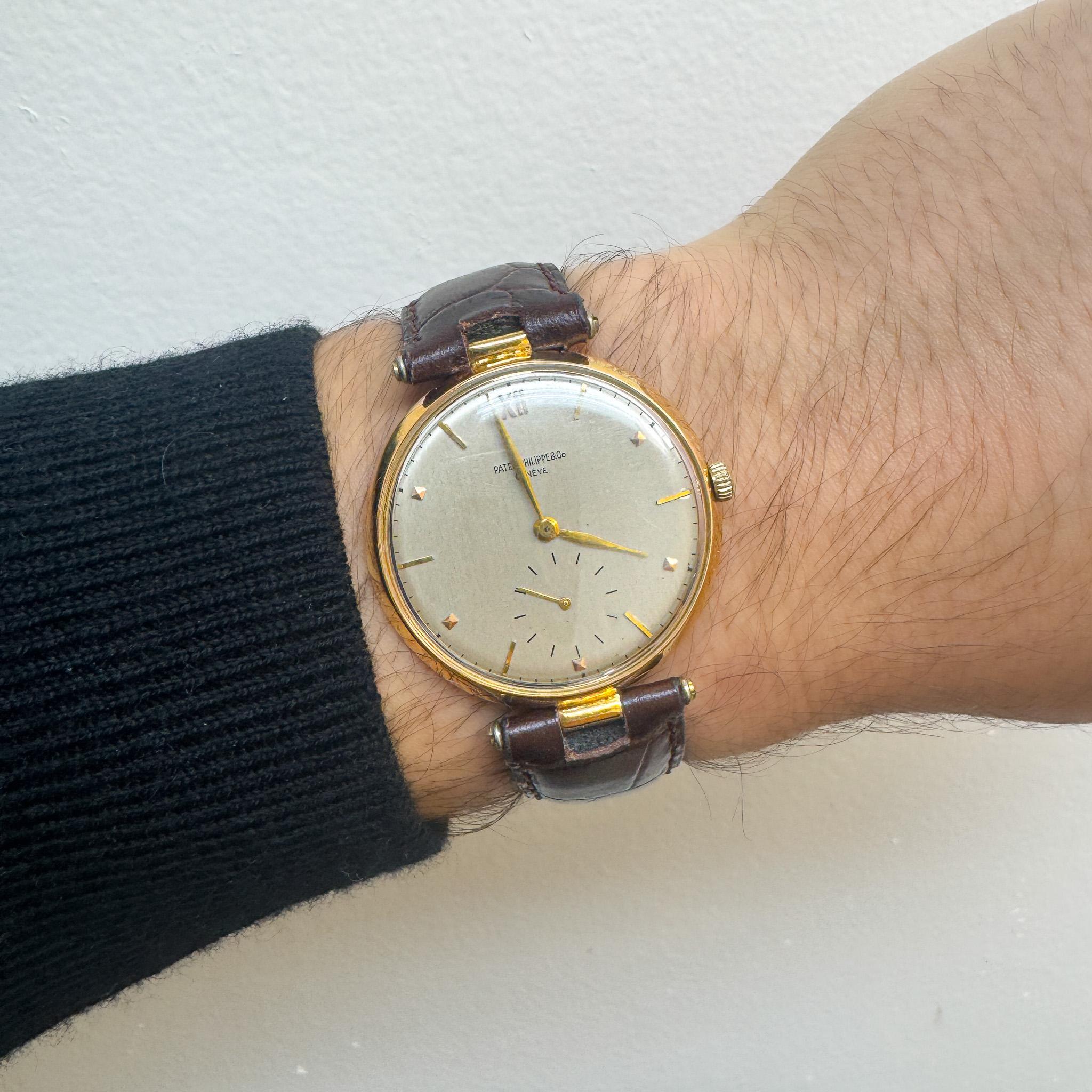 Vintage Patek Philippe 18K Gold 35mm Manual Wind Watch on Leather In Good Condition For Sale In Miami, FL