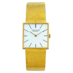 Vintage Patek Philippe 18K Gold Dress Watch with Integrated Mesh, 26 mm