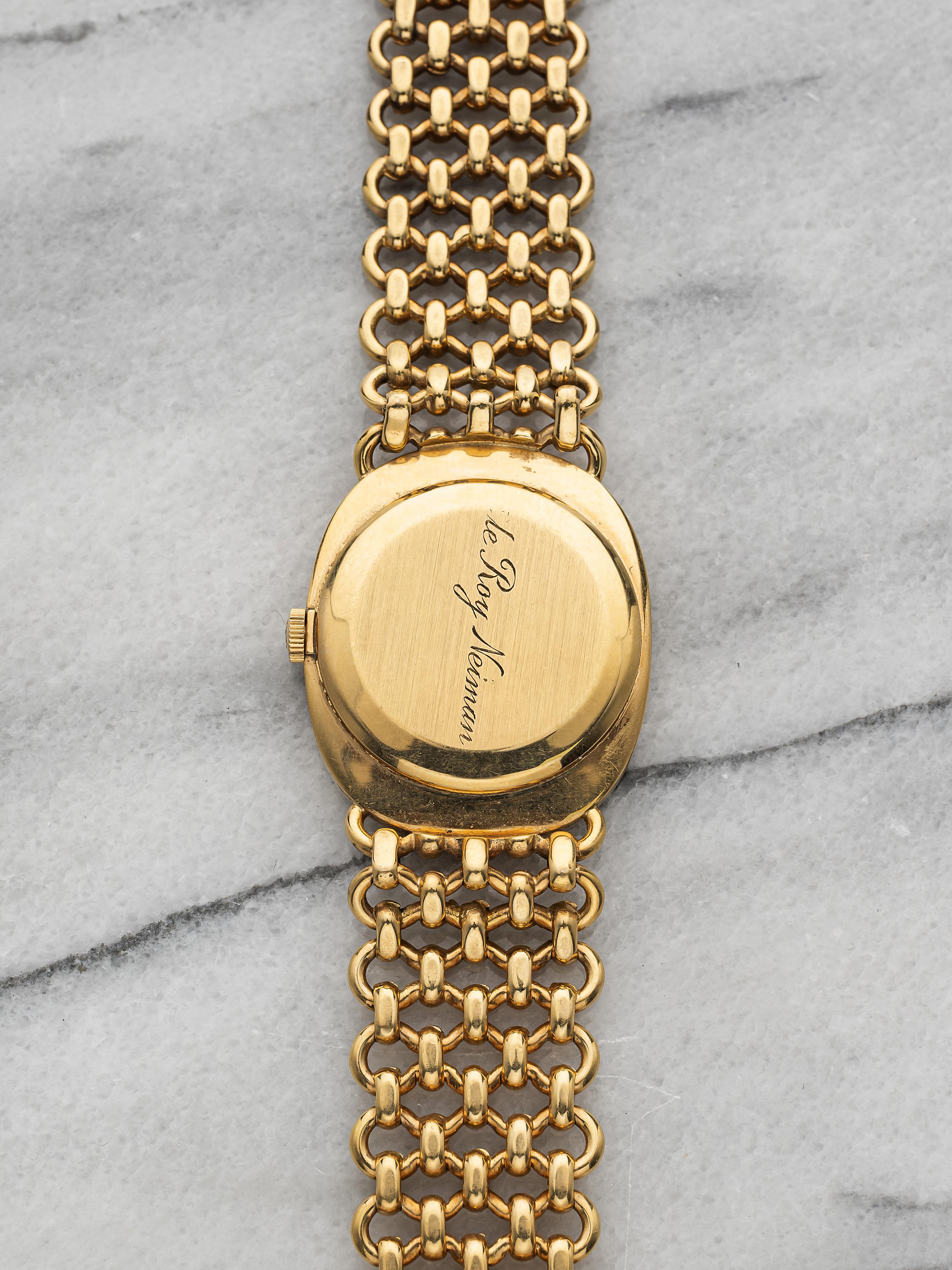 Vintage Patek Philippe Ellipse 80s Reference 3548 18K Gold Manual Wind Blue Tiff en Bueno estado para la venta en New York, NY