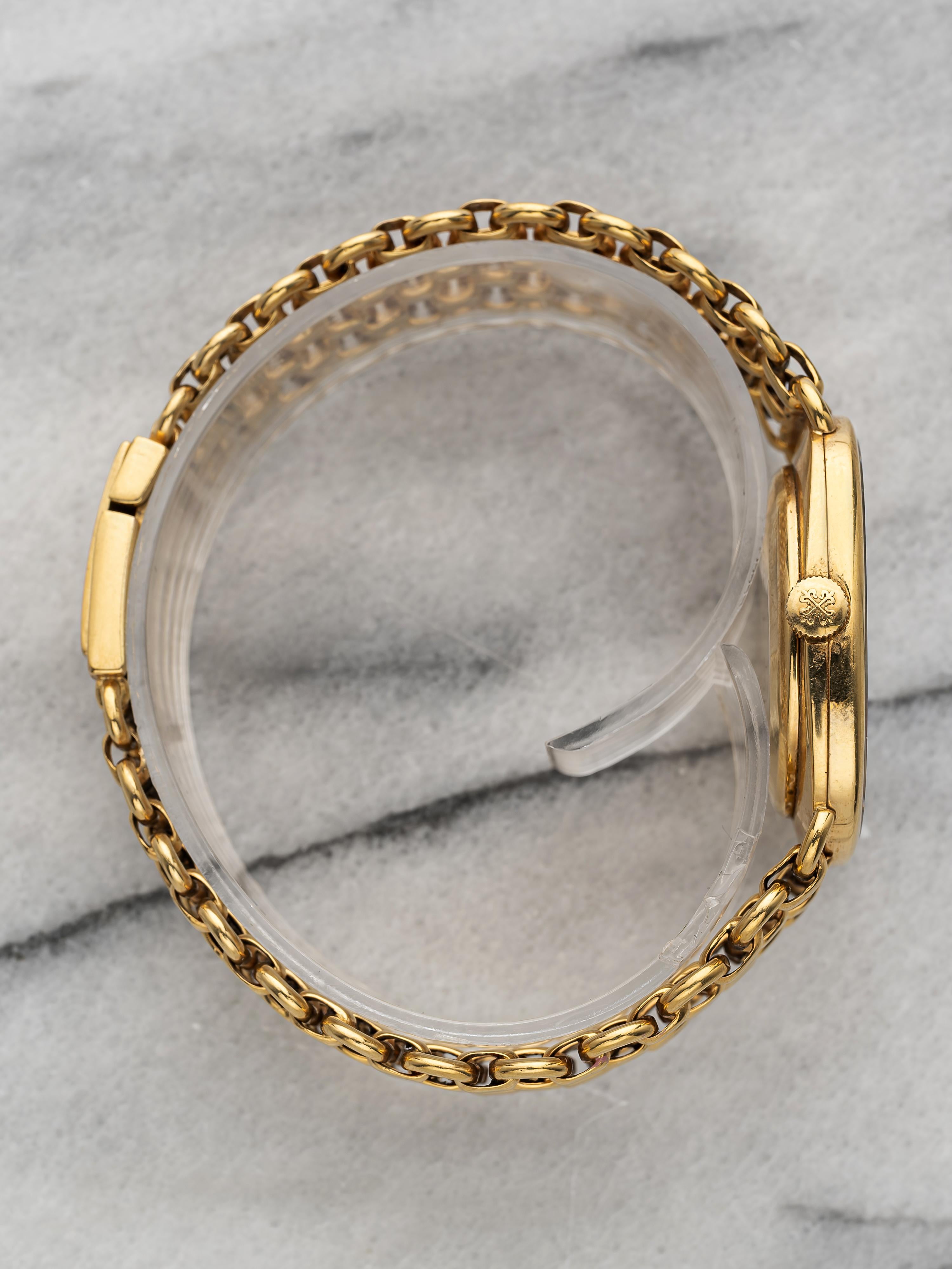 Vintage Patek Philippe Ellipse 80s Reference 3548 18K Gold Manual Wind Blue Tiff en venta 1