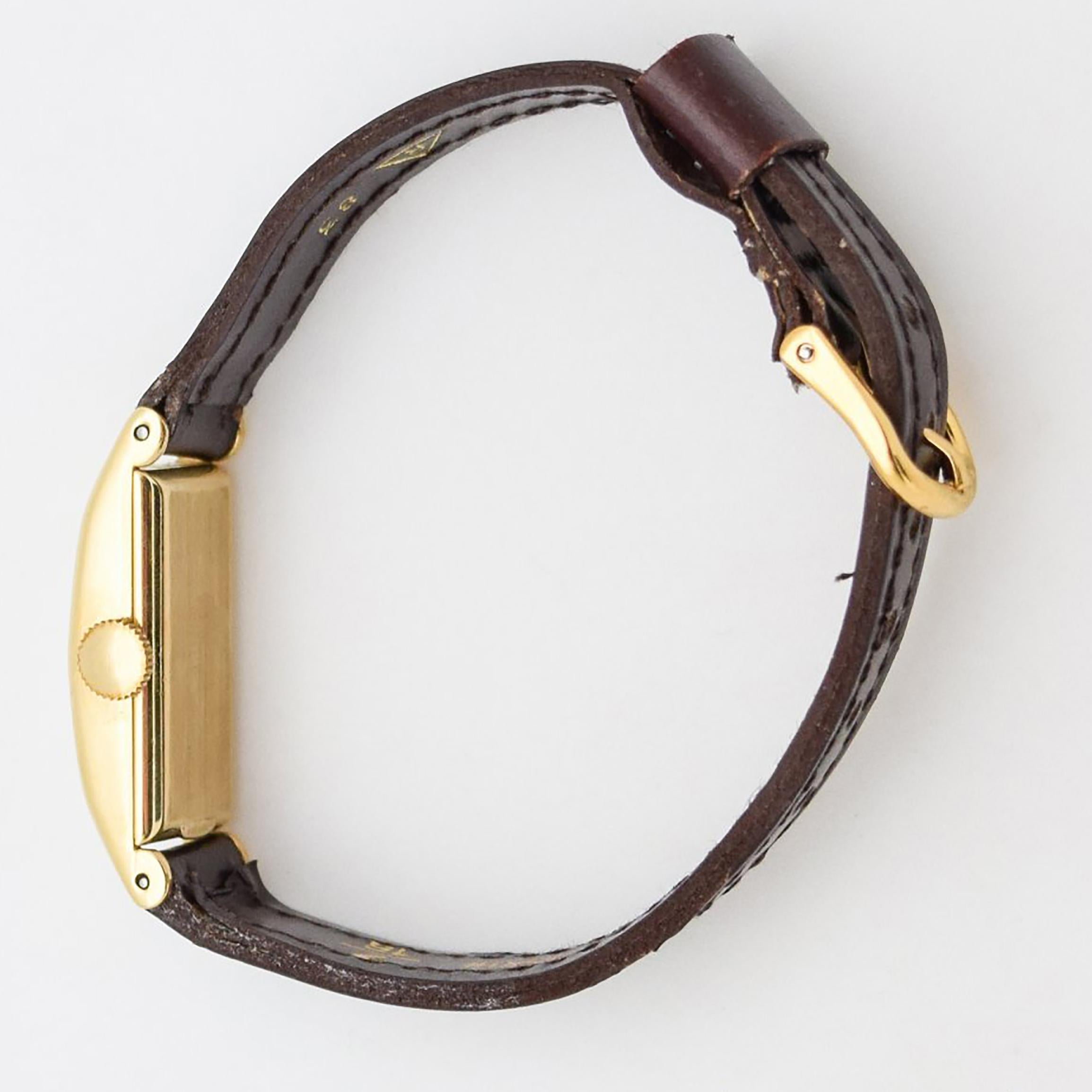 Women's Vintage Patek Philippe Ladies 18 Karat Yellow Gold Watch, 1943 For Sale