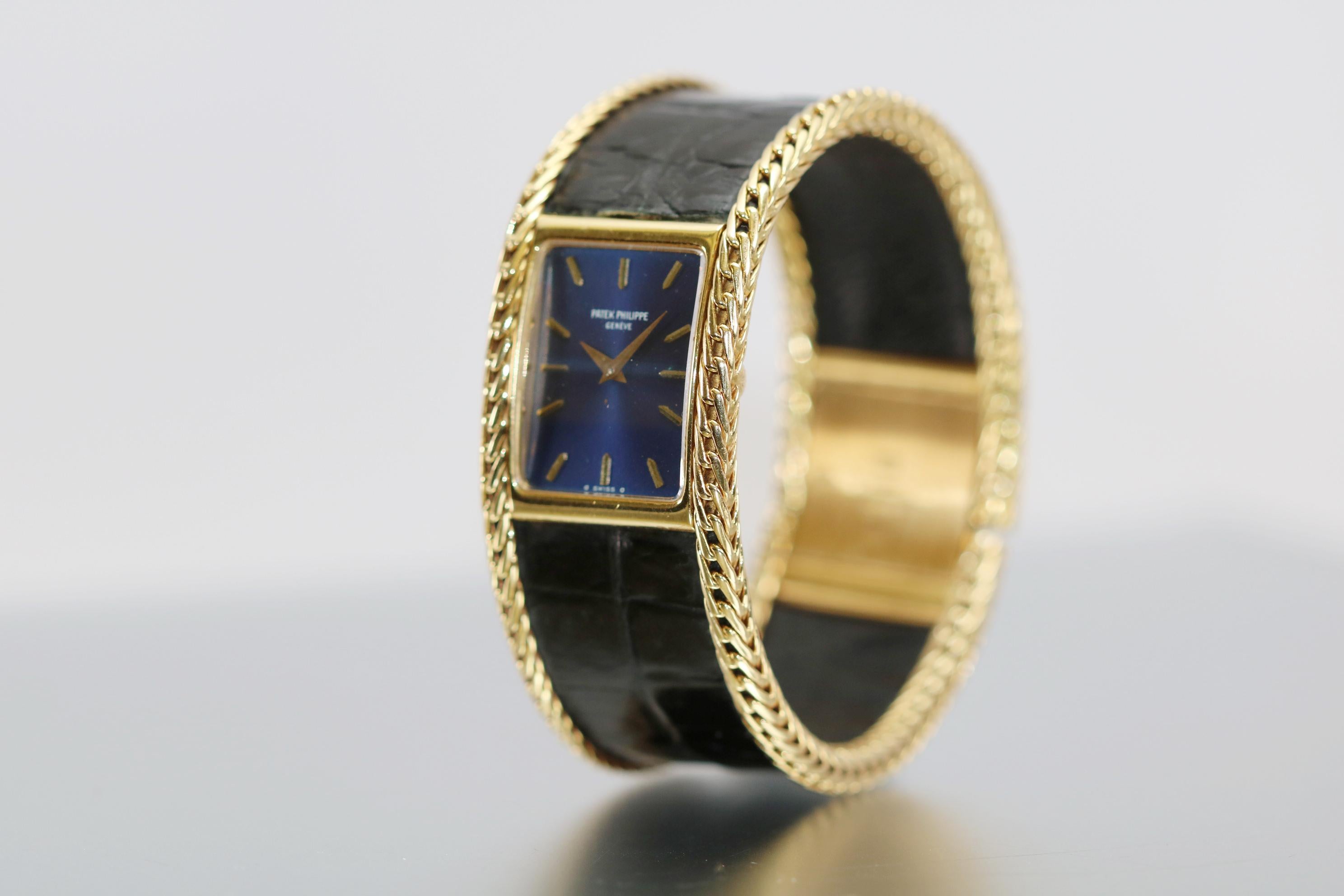 Vintage Patek Philippe Ladies Wristwatch Ref 4241 18 Karat Gold and Leather 5