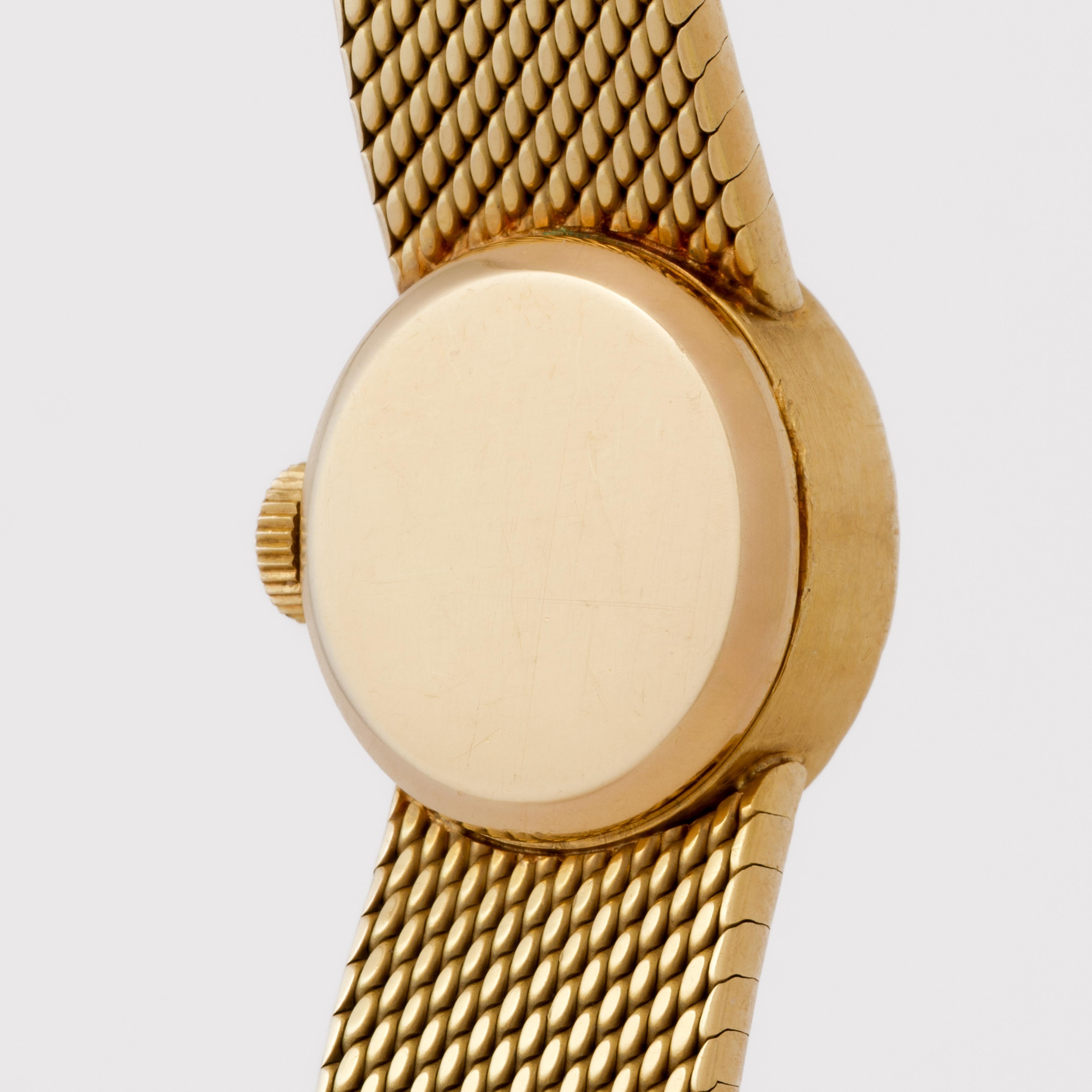 Patek Philippe Model 3266/152 d'epoca in oro giallo 18 carati in vendita 2