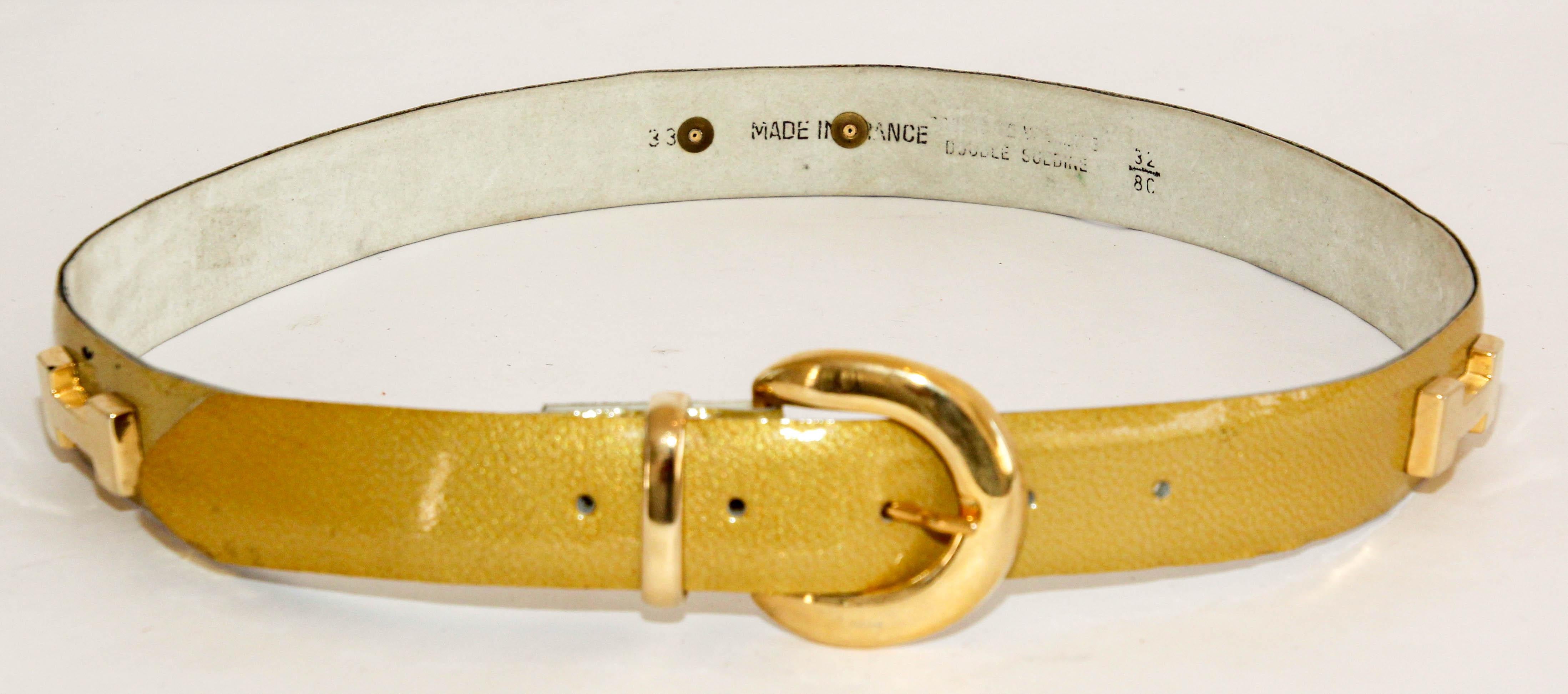Vintage-Ledergürtel aus Lackleder in Gold mit H-Messing-Logo, hergestellt in Frankreich im Angebot 10