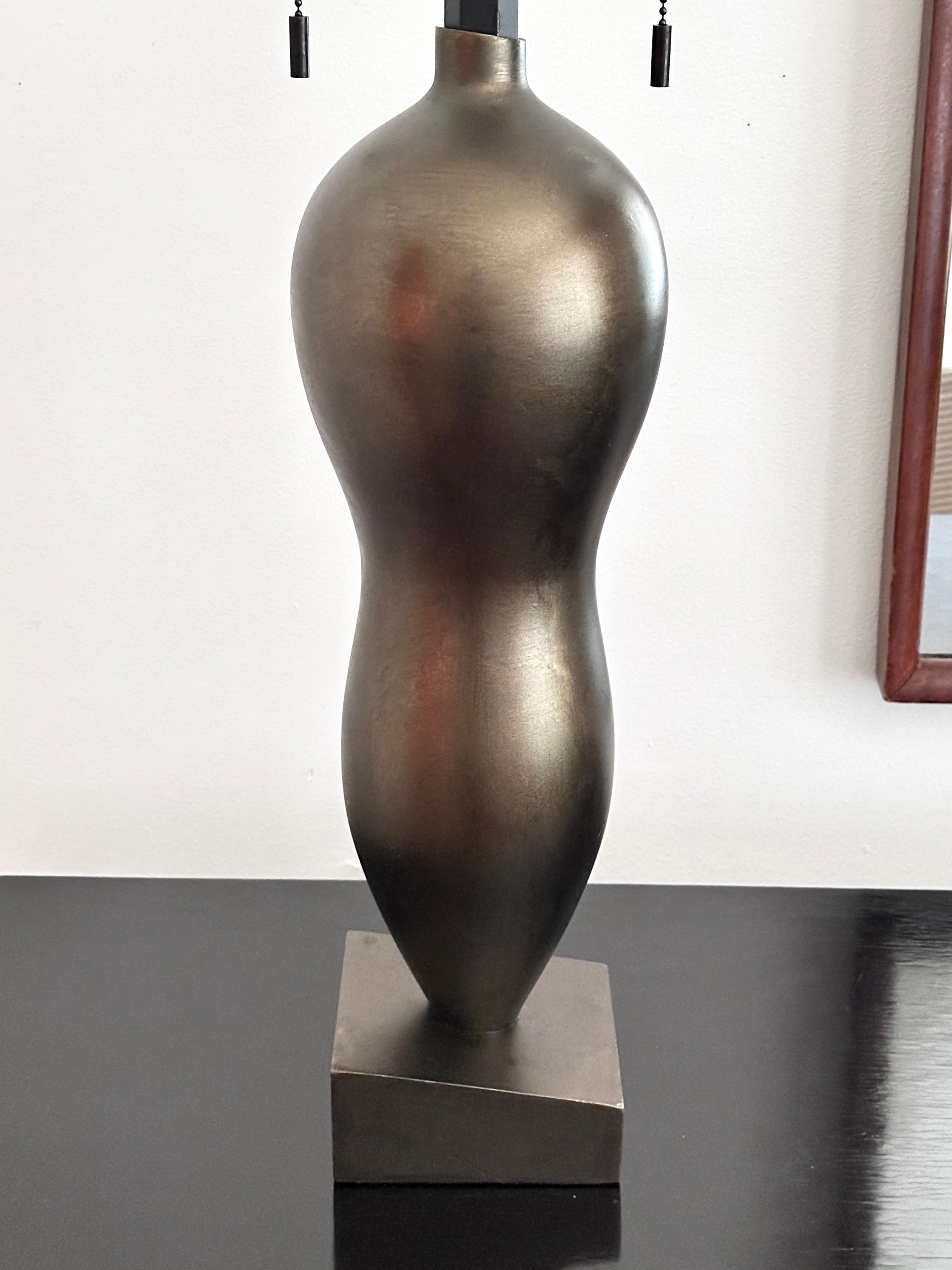 Vintage Patinated Bronze Finish Donghia Rafaela Table Lamp In Good Condition For Sale In Doraville, GA