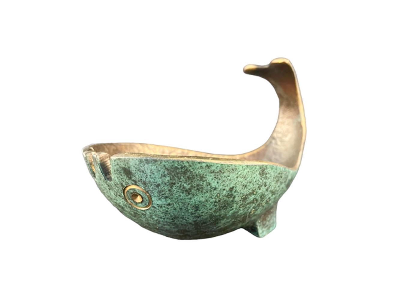 Mid-Century Modern patinated cast bronze whale-form ashtray made by Pal-Bell.