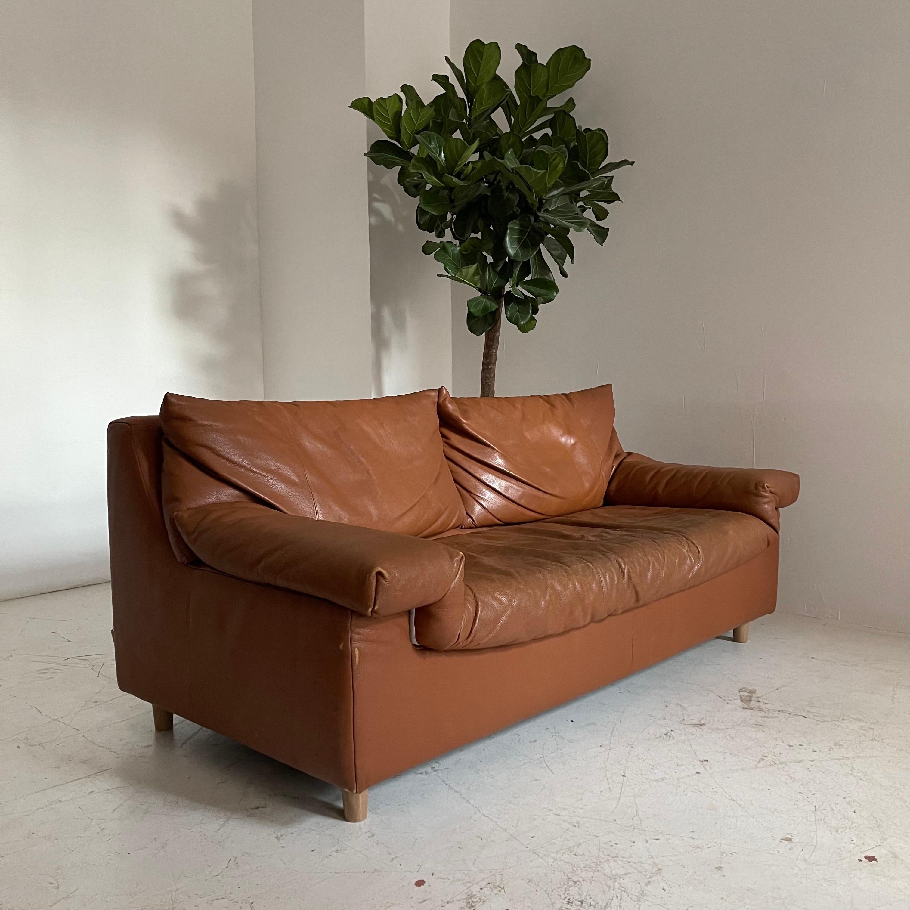Vintage Patinated Cognac Leather Sofa by Cinna, France, 1970 For Sale 2