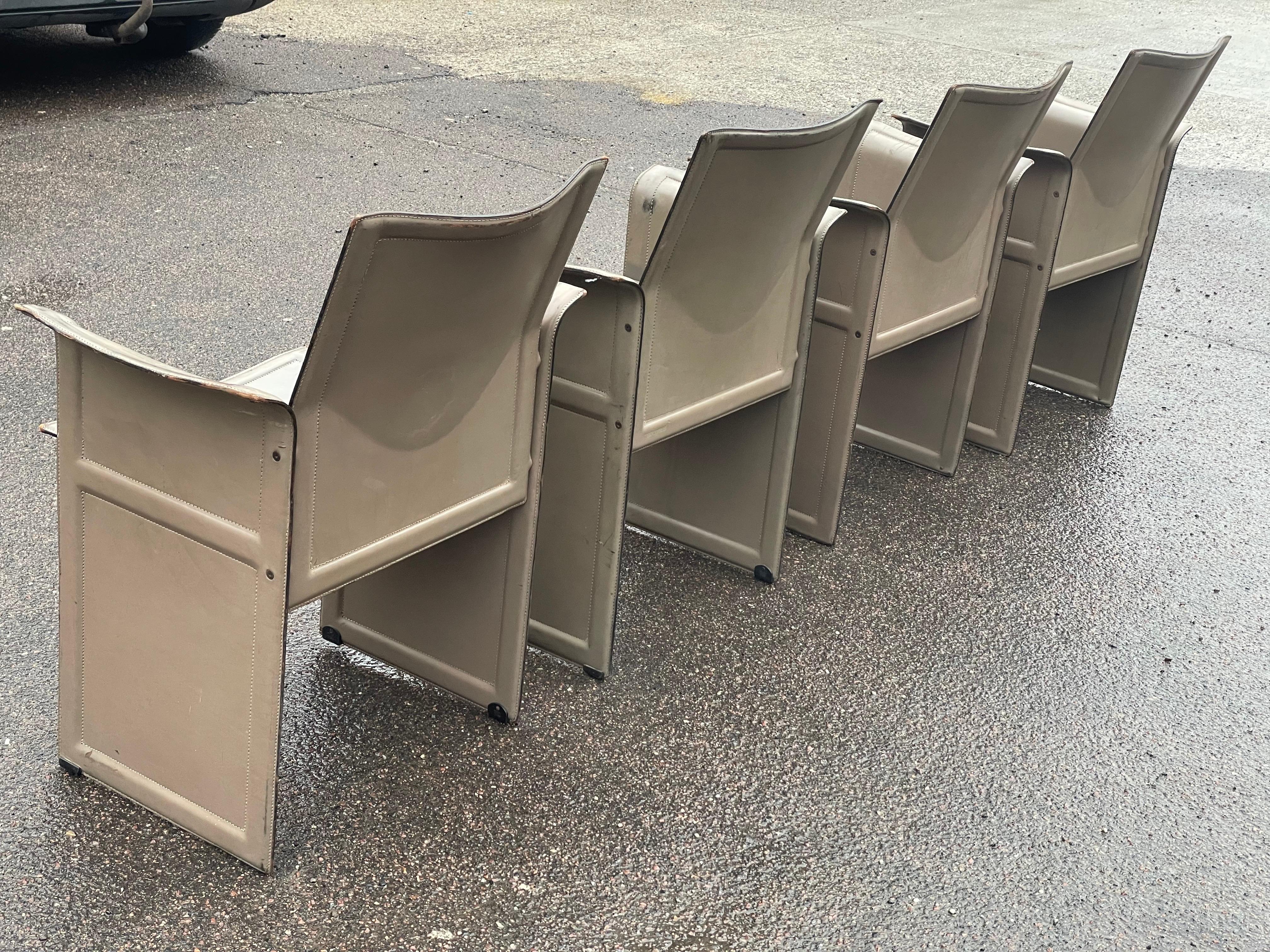 Mid-Century Modern Vintage patinated Dining Chairs by Tito Agnoli for Matteo Grassi, 1980, Set of 4 For Sale