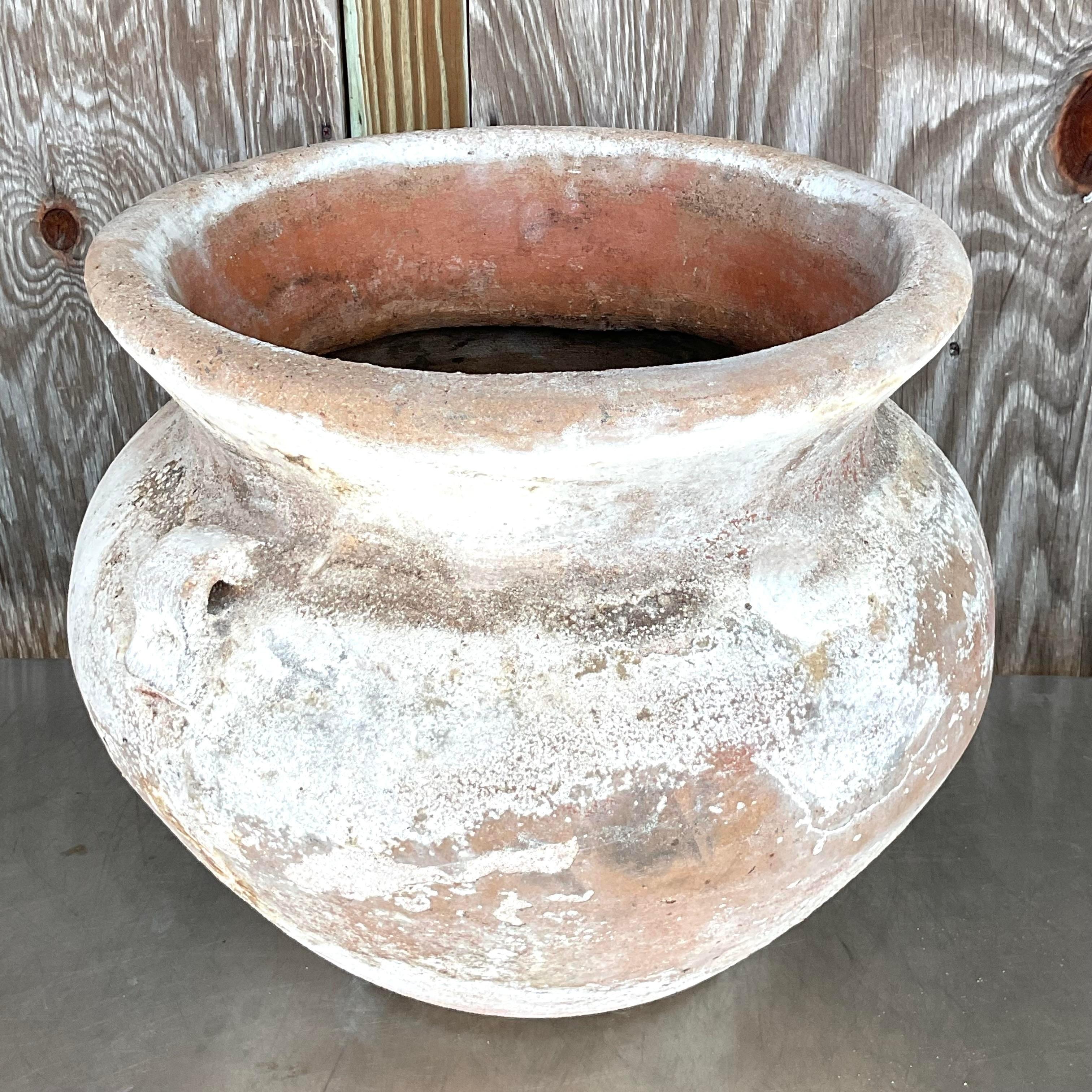 Jardinera vintage de terracota patinada en Bueno estado para la venta en west palm beach, FL