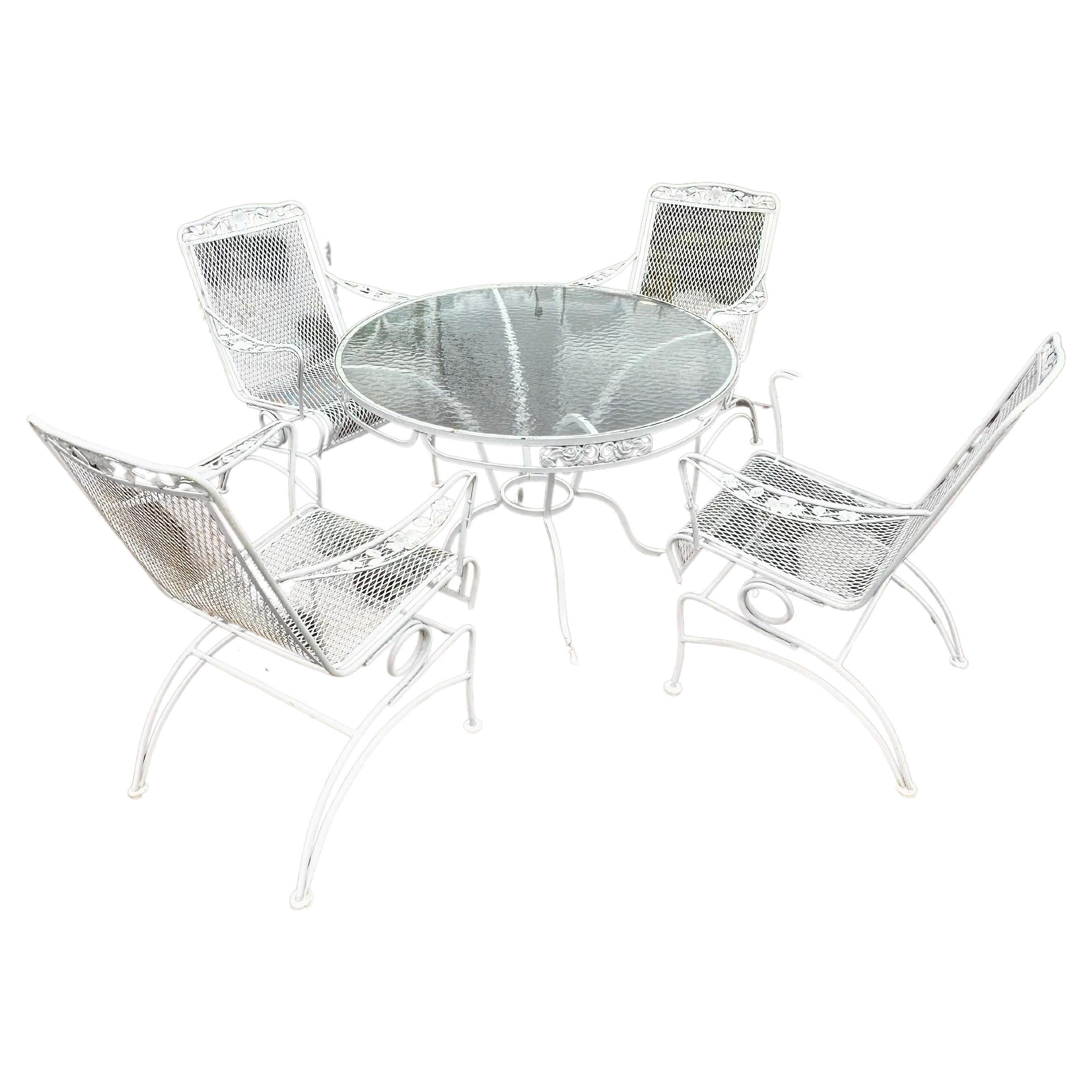 Vintage patio set By Russell Woodard, flower and leaf  pattern, table + 4 chairs For Sale