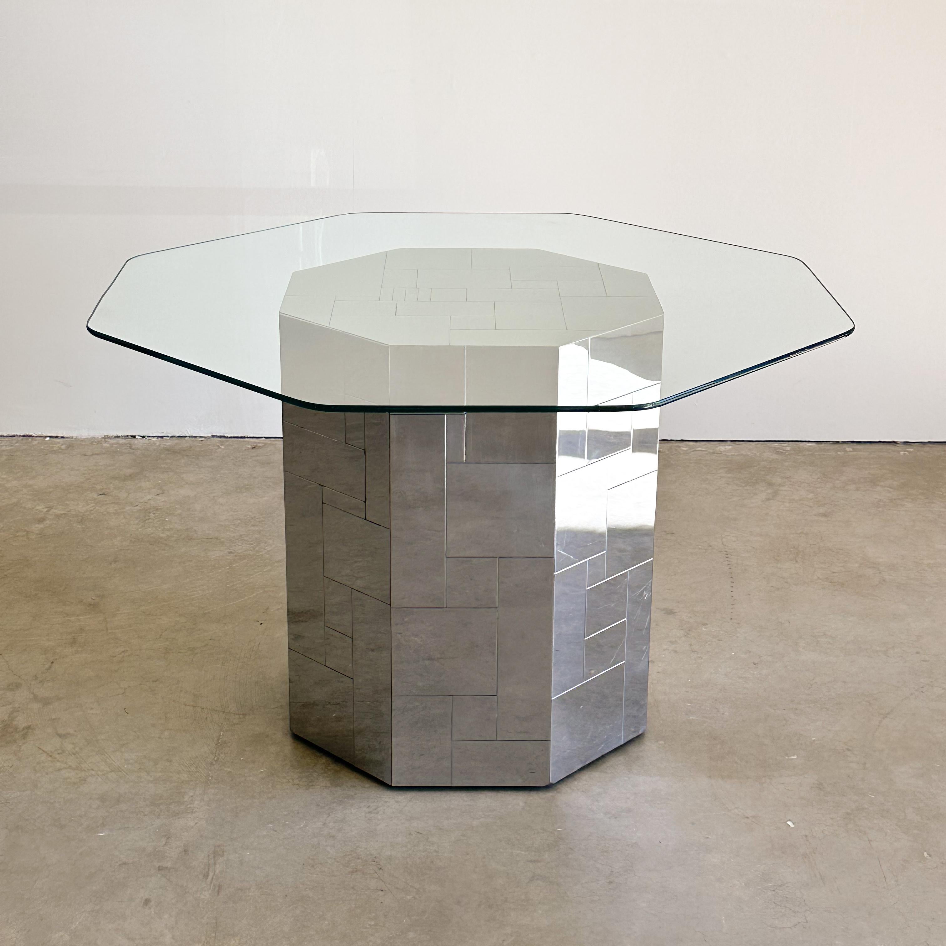 Mid-Century Modern Table de salle à manger octogonale vintage Paul Evans en chrome et verre  en vente