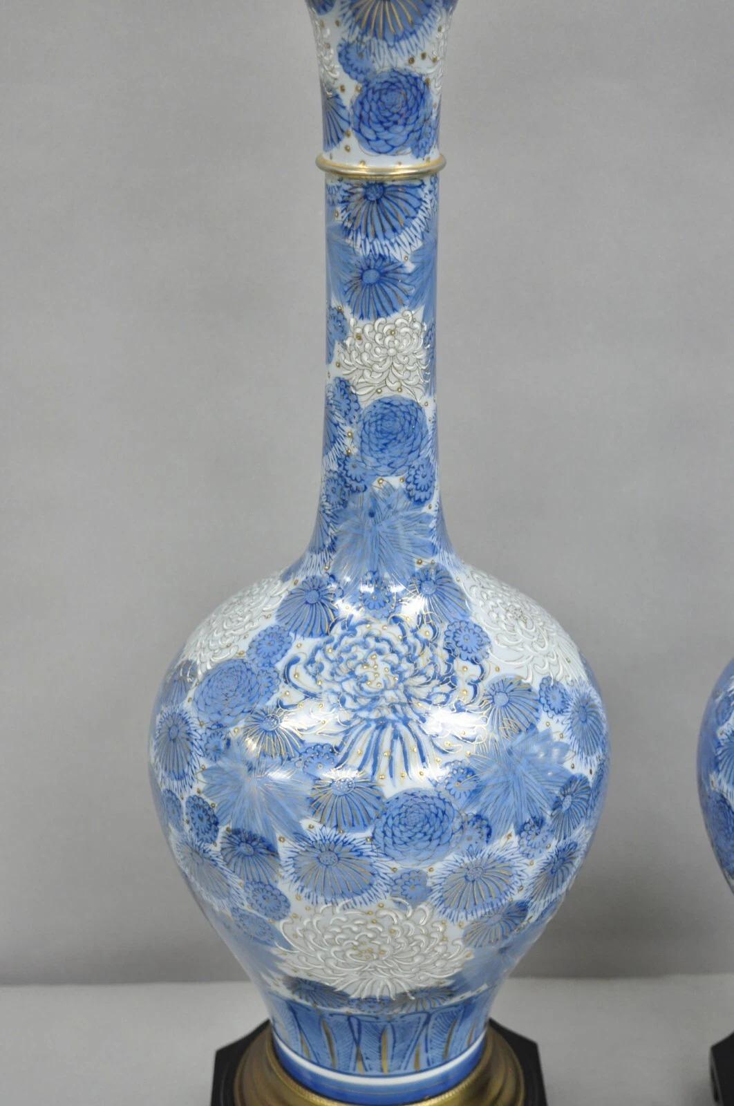 Vintage Paul Hanson Chinoiserie Blue Poreclain Flower Oriental Table Lamp Pair For Sale 5