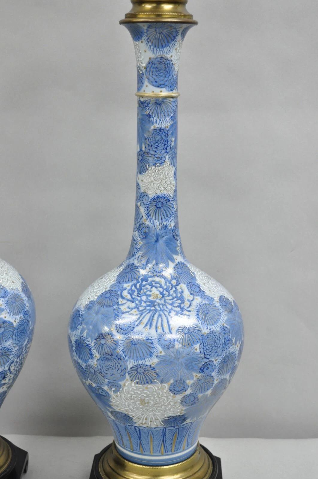 Vintage Paul Hanson Chinoiserie Blue Poreclain Flower Oriental Table Lamp Pair For Sale 6