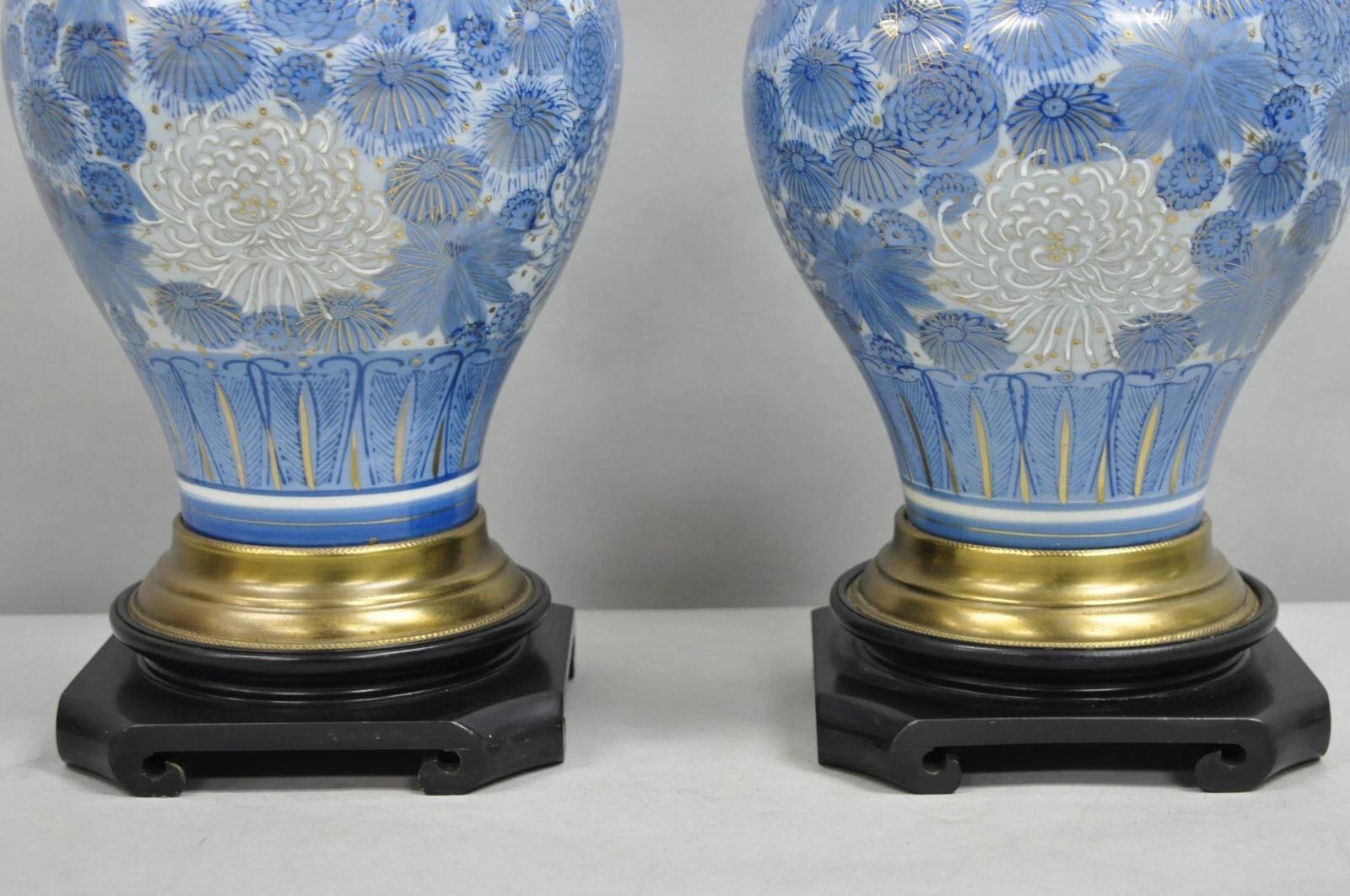 20th Century Vintage Paul Hanson Chinoiserie Blue Poreclain Flower Oriental Table Lamp Pair For Sale