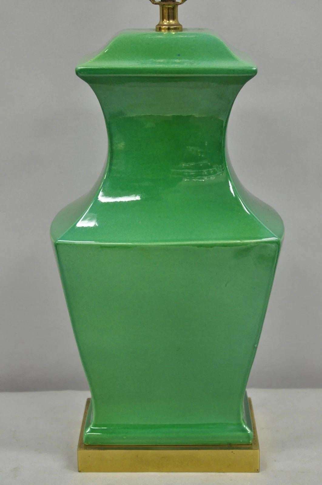 Unknown Vintage Paul Hanson Chinoiserie Green Porcelain Jardiniere Oriental Table Lamp For Sale