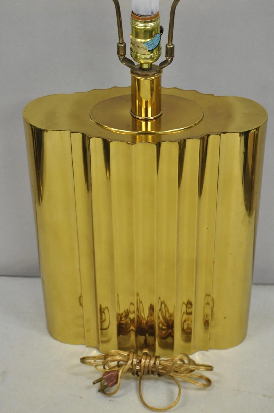 Lampe de table vintage Paul Hanson MCM Hollywood Regency en laiton bruni et cannelé en vente 3