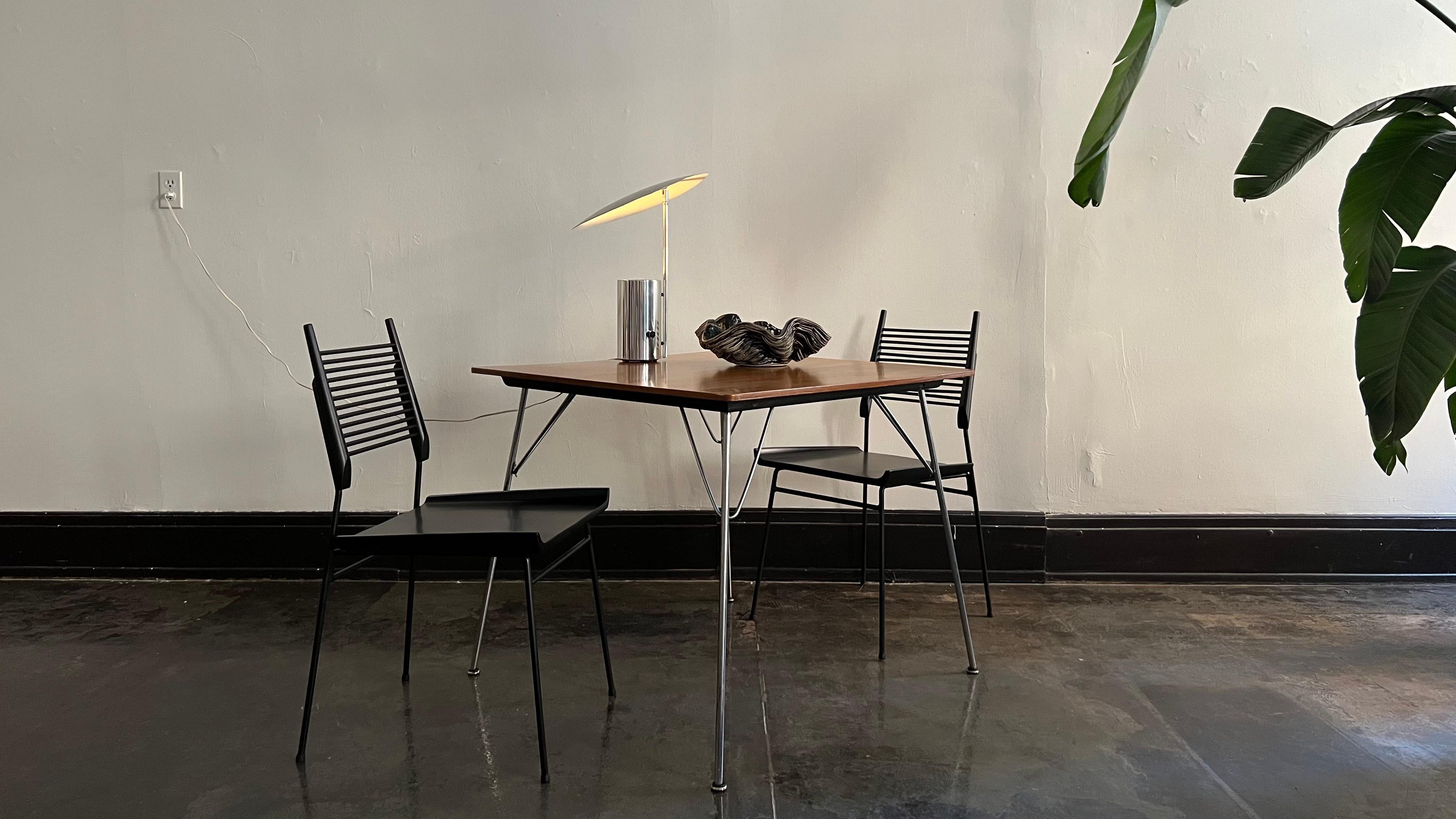 Paul McCobb has been a bit of a dark horse in the world of Mid-Century Modern. Due to an early passing, McCobb didn't see the longevity of some of his modernist counterparts. But despite a short career, his body of work is impressively large.