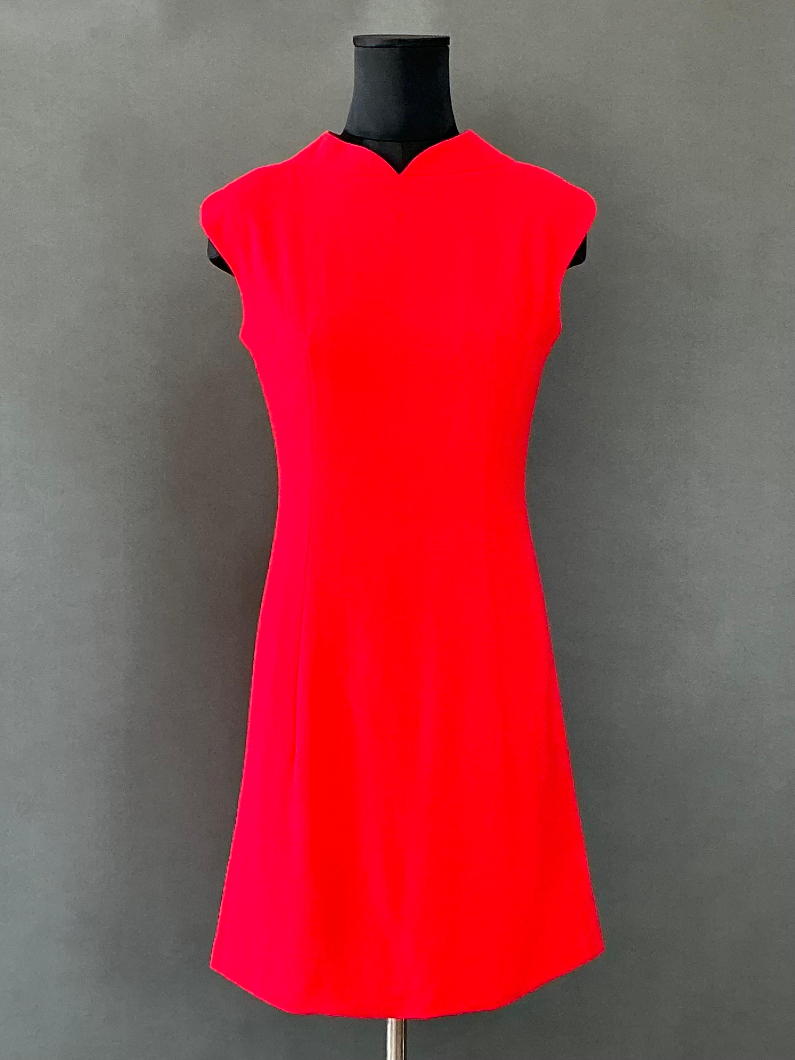 Vintage Pauline Trigere Red Dress In Good Condition For Sale In Lake Worth Beach, FL