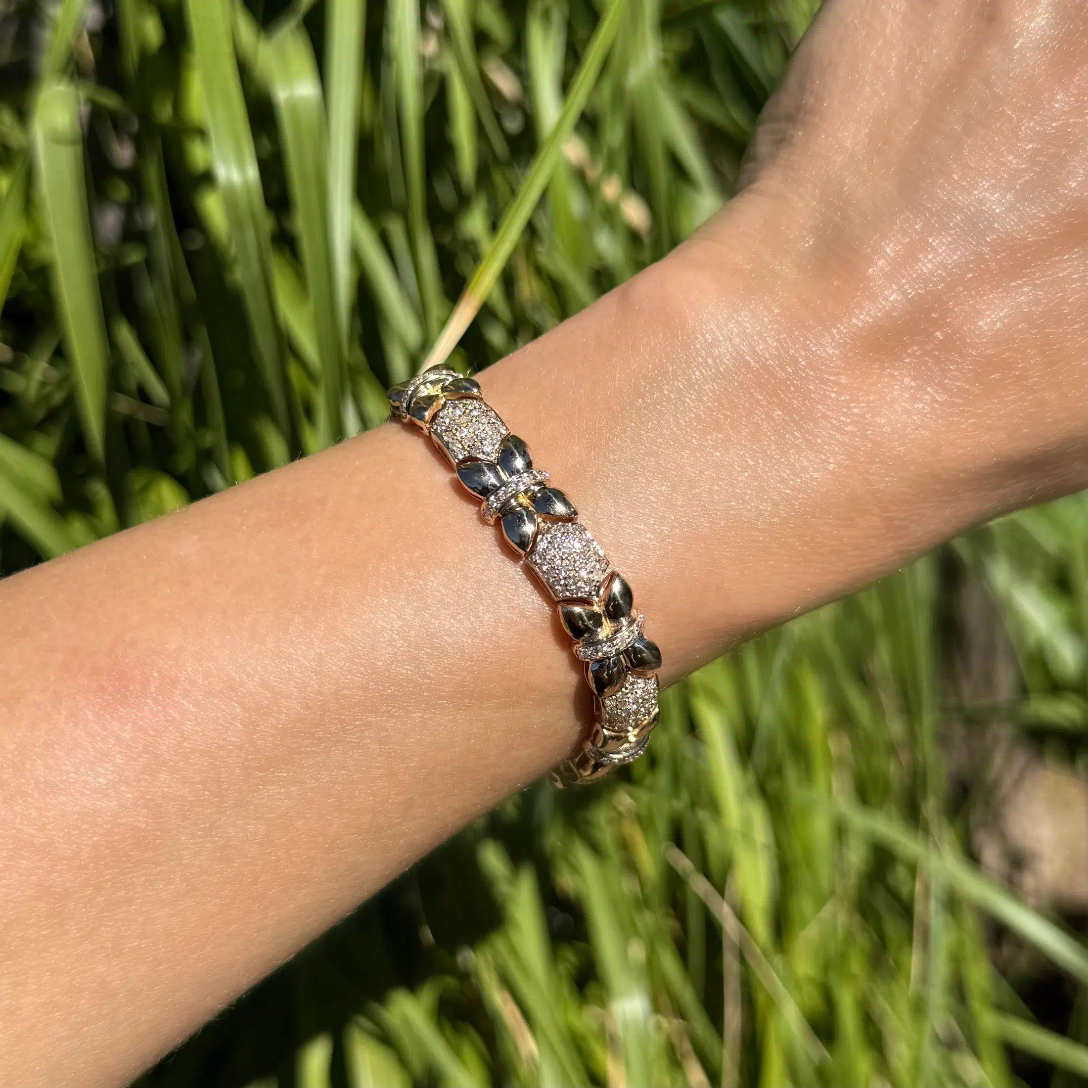 Moderniste Vintage Pave 280 Diamond and Gold Link Line Bracelet en vente