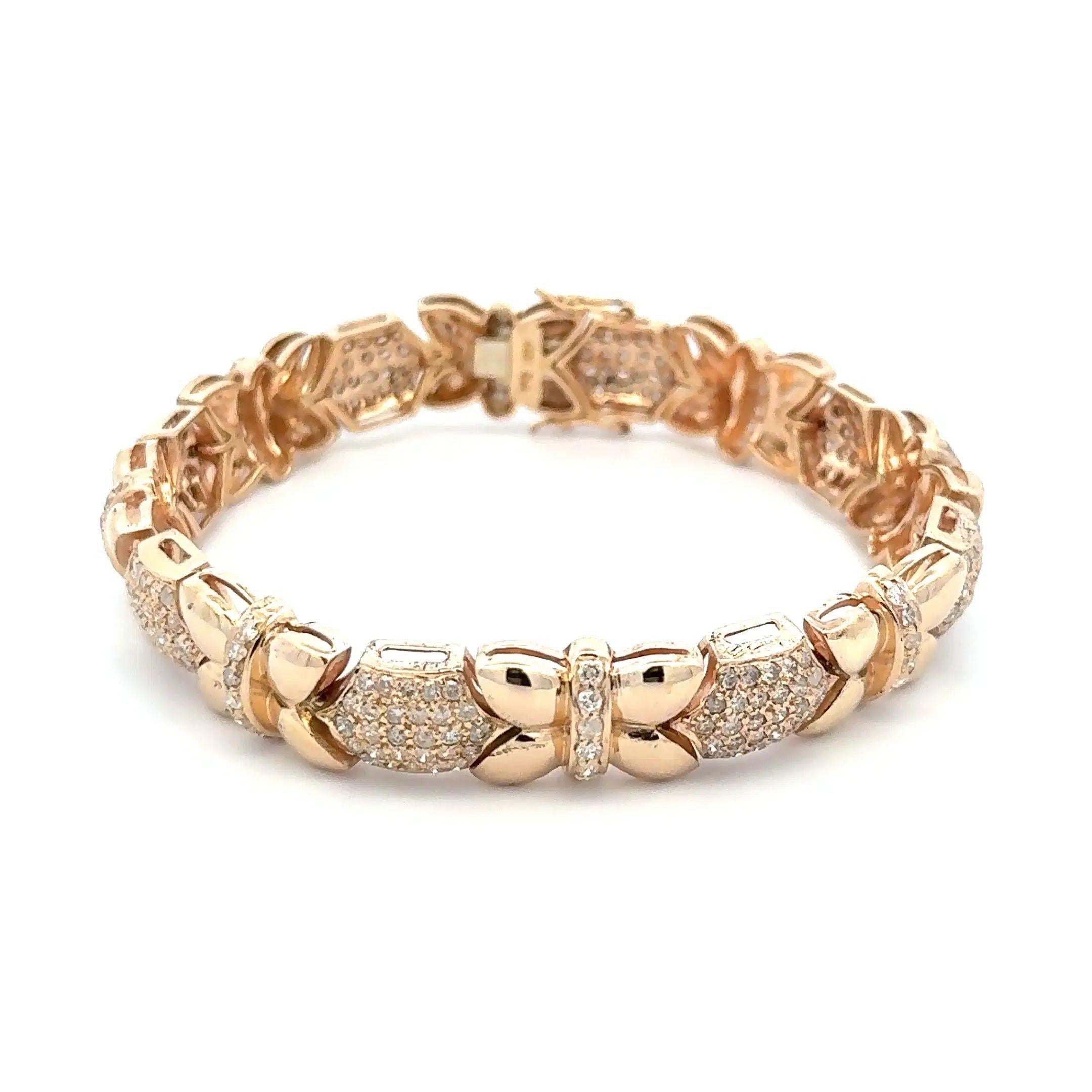 Vintage Pave 280 Diamond and Gold Link Line Bracelet Excellent état - En vente à Montreal, QC